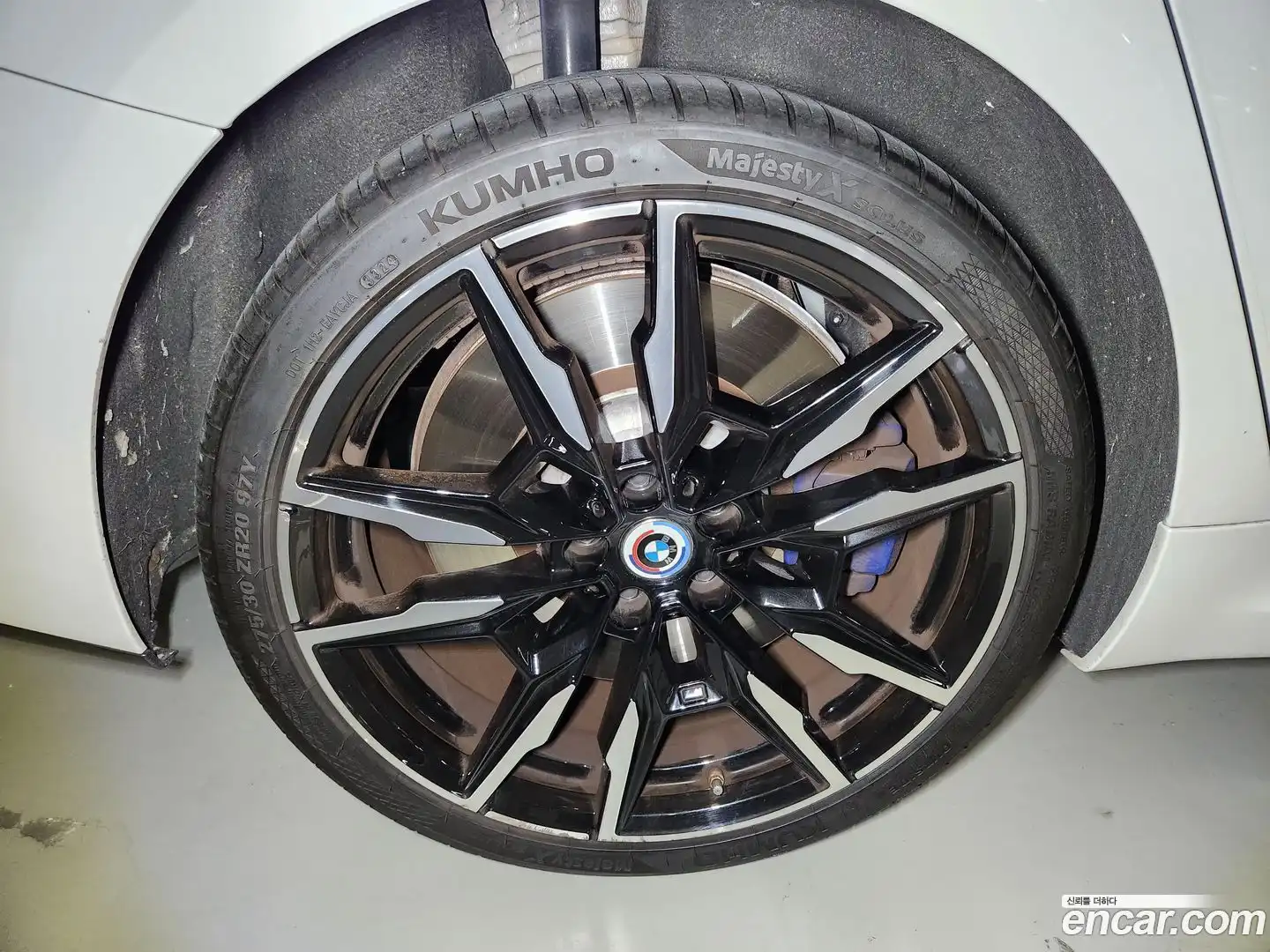 8-Series BMW 2022.9-OPTION-021