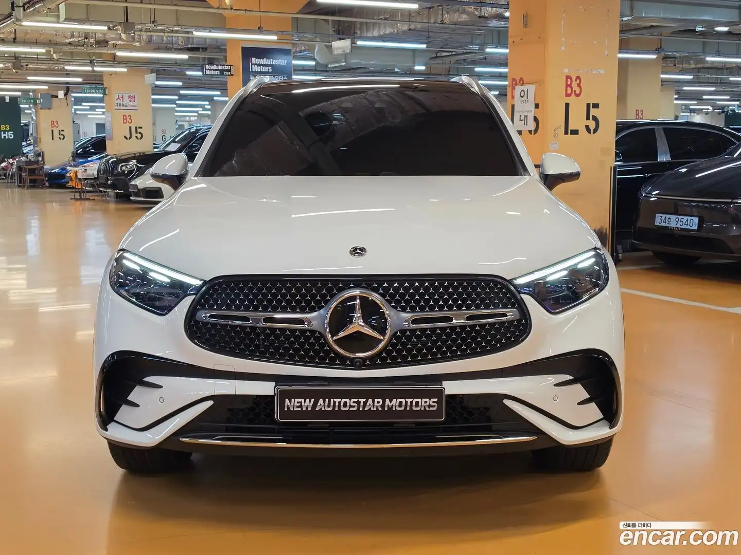 GLC-Class Mercedes-Benz 2025.2-OUTER-003