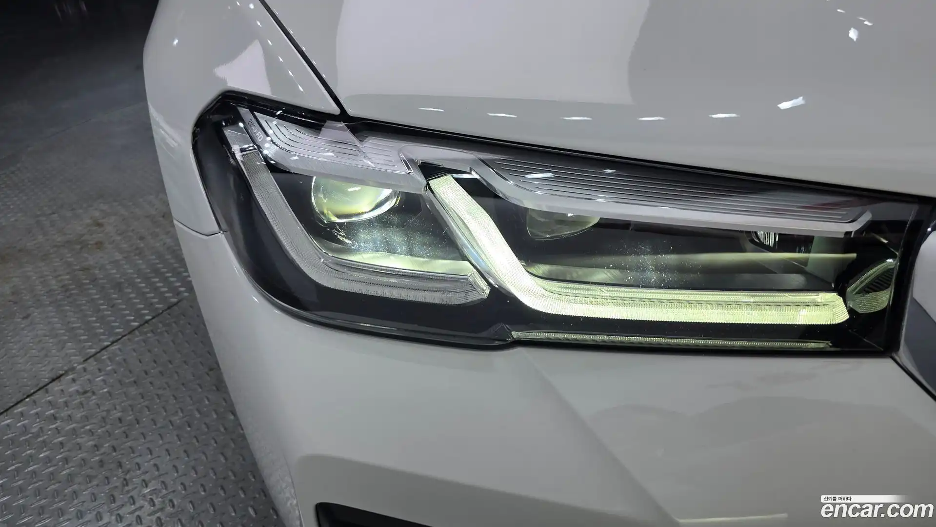 5-Series BMW 2022.2-OUTER-032