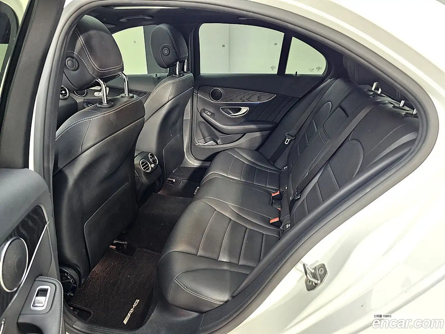 C-Class Mercedes-Benz 2019.4-INNER-009