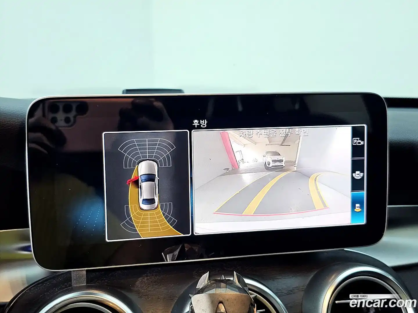 C-Class Mercedes-Benz 2019.4-OPTION-019