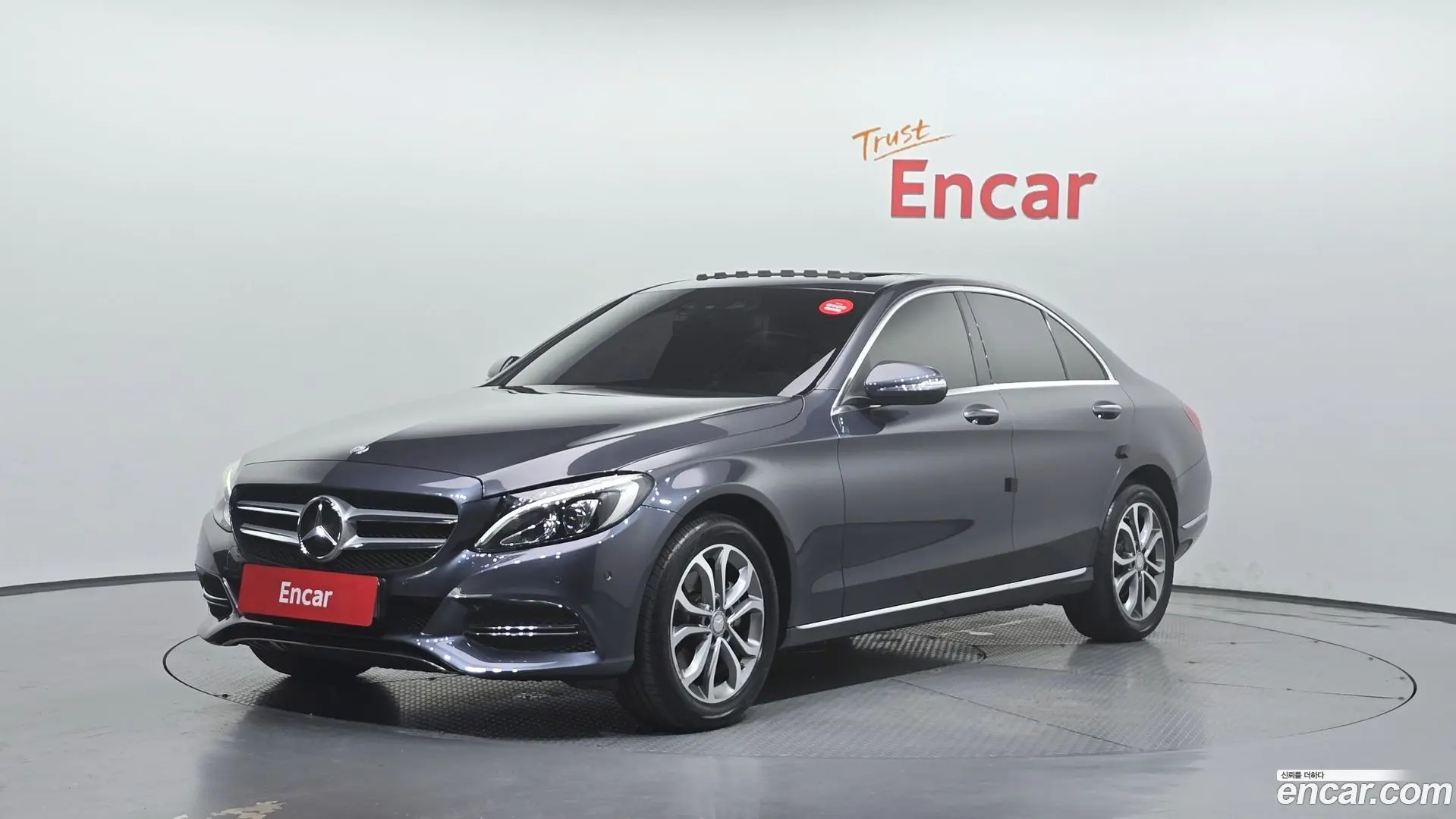 Main__Slider__Photo:C-Class Mercedes-Benz 2014.9-0