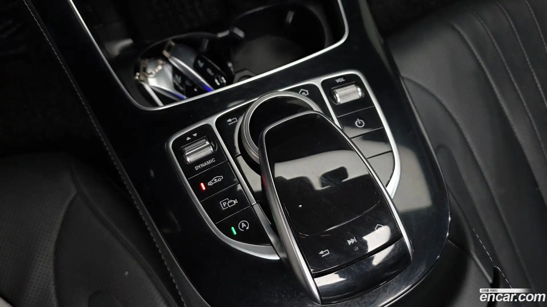 CLS-Class Mercedes-Benz 2018.10-OPTION-024