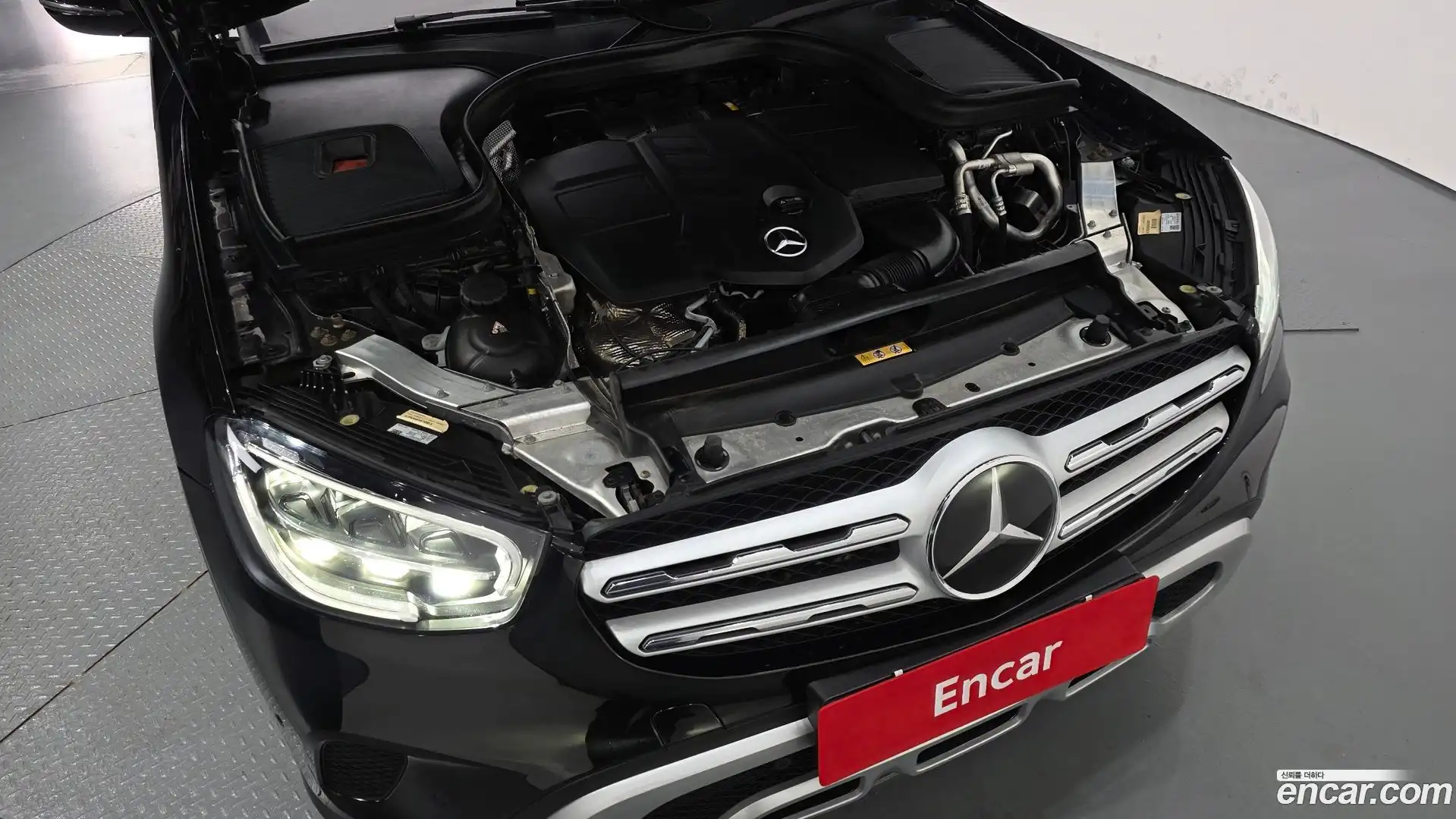 GLC-Class Mercedes-Benz 2021.2-OUTER-006