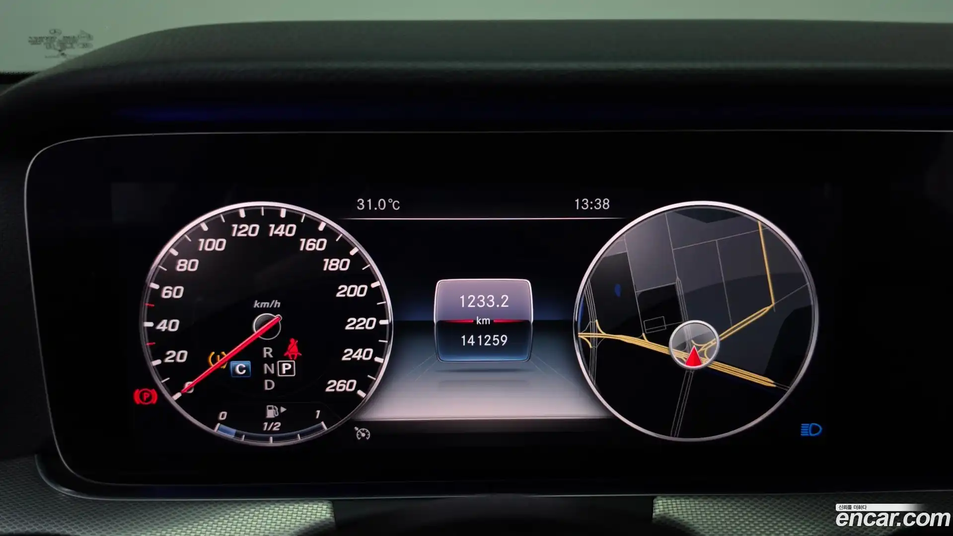 E-Class Mercedes-Benz 2019.7-INNER-008