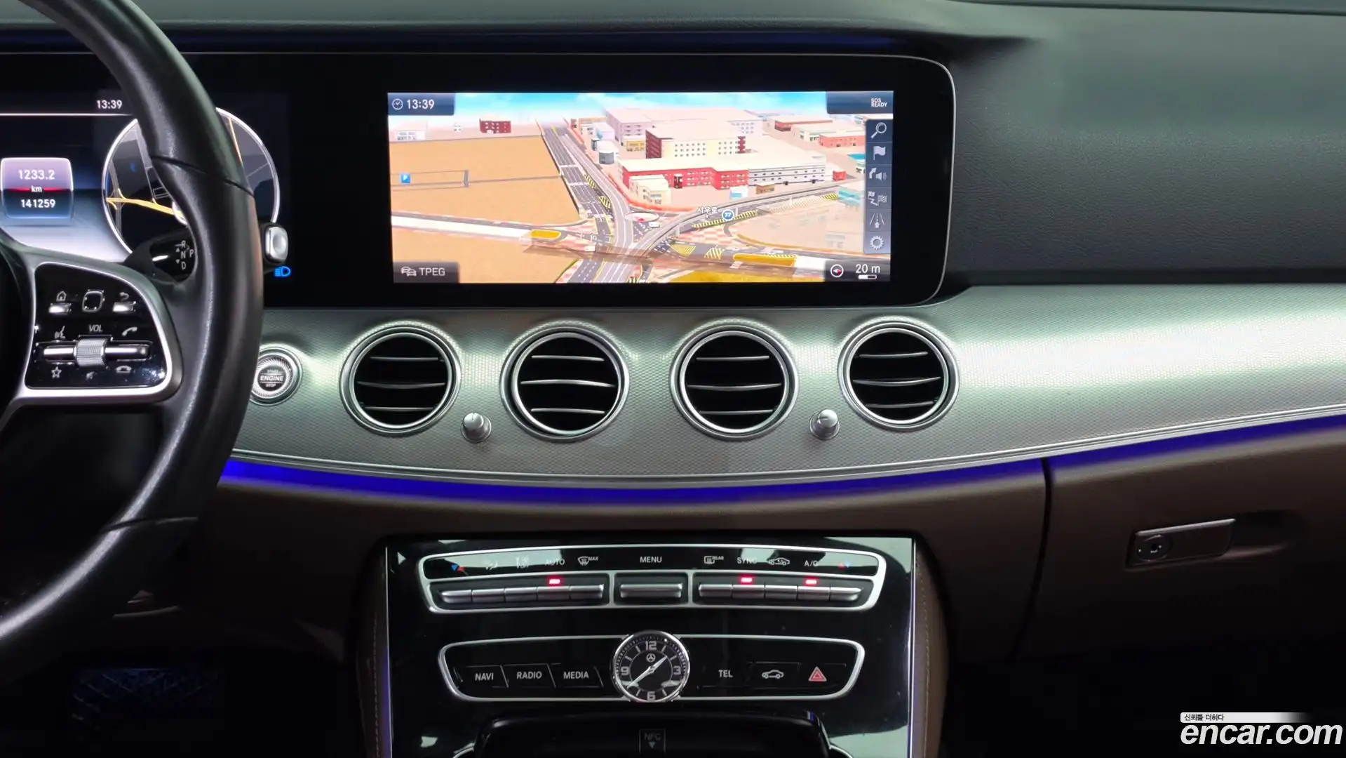 E-Class Mercedes-Benz 2019.7-OPTION-018