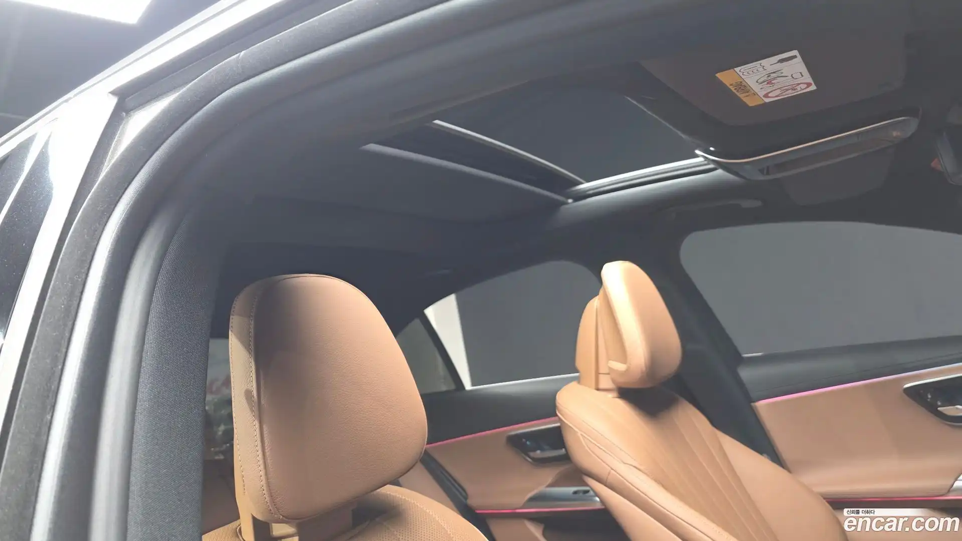 E-Class Mercedes-Benz 2024.4-OPTION-021