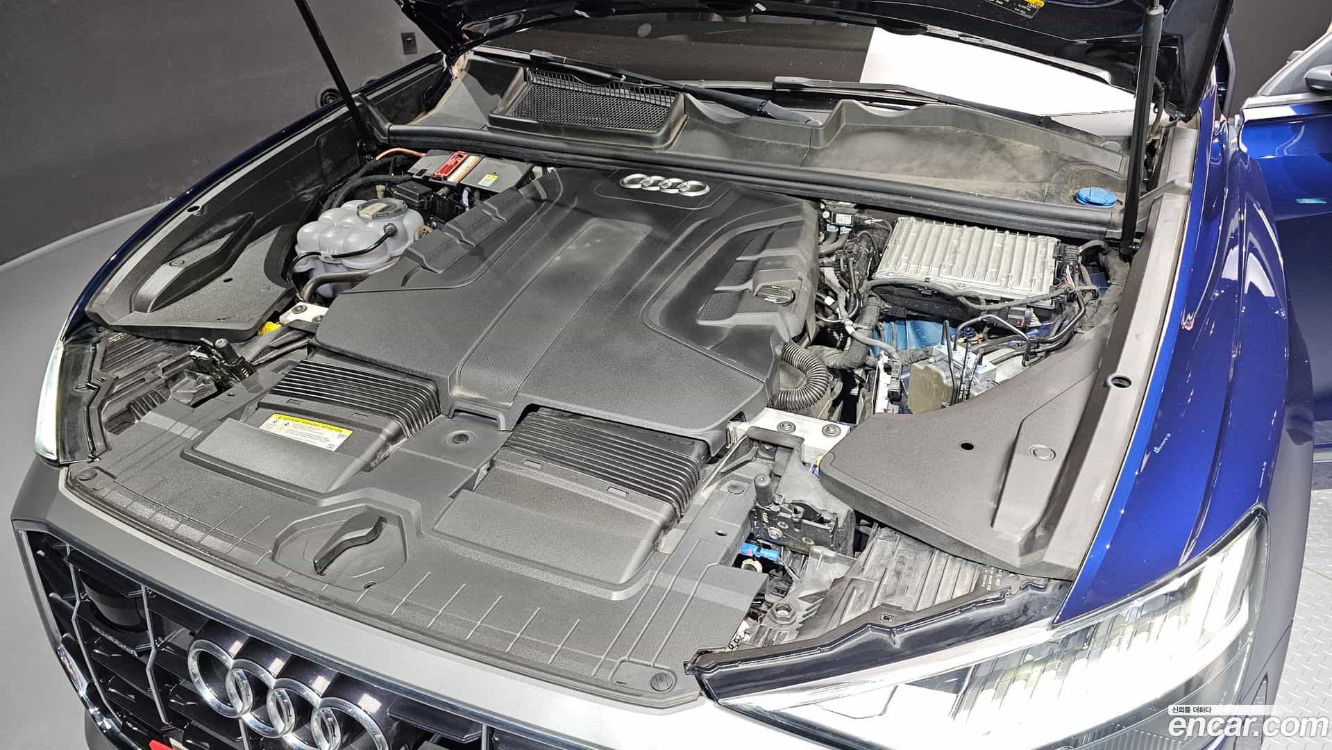 Q8 Audi 2020.4-OUTER-006