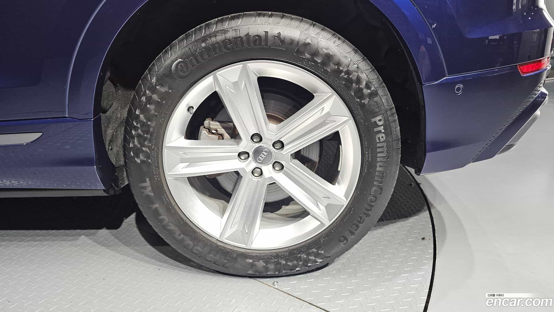 Q8 Audi 2020.4-OUTER-031