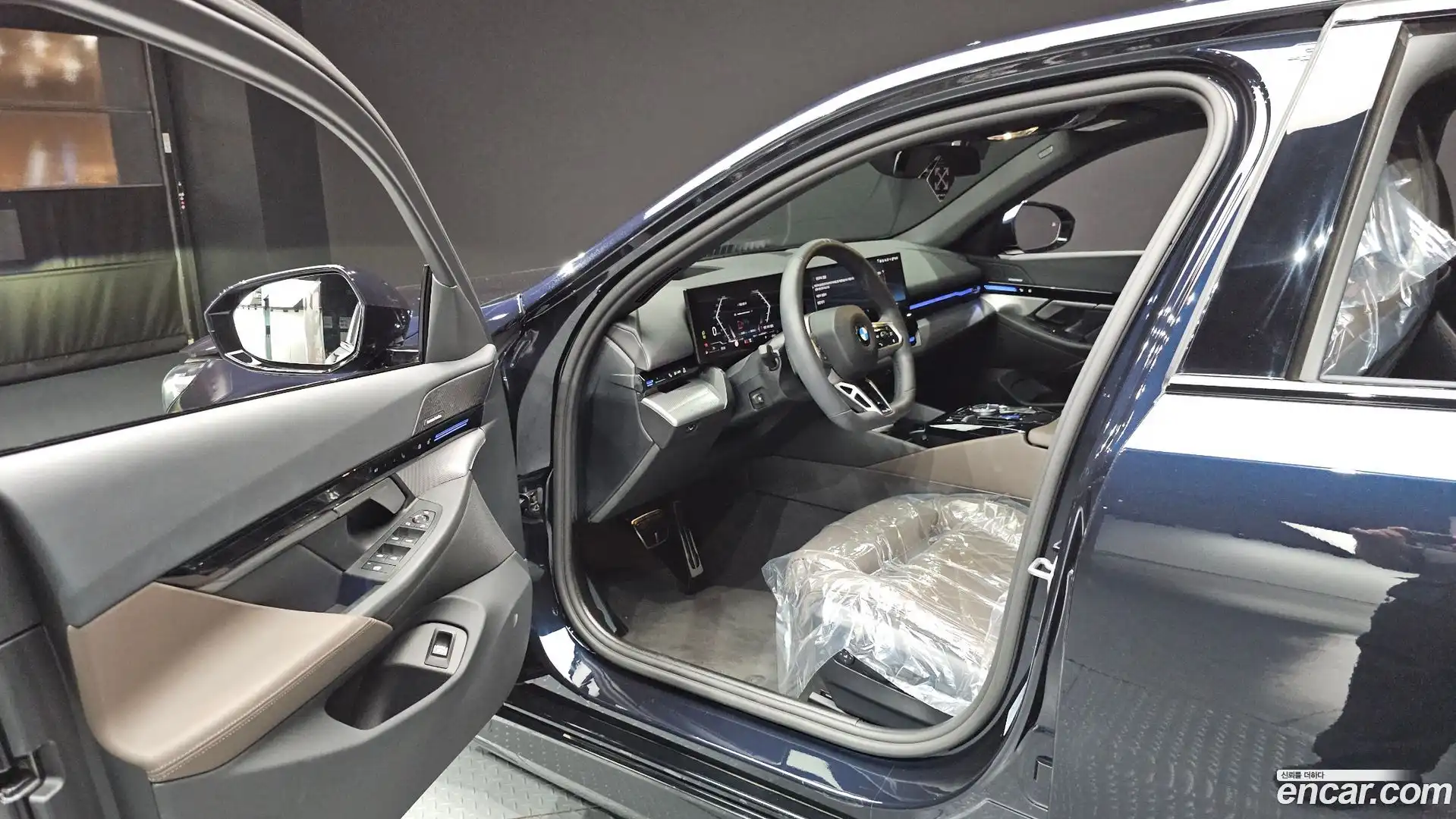 5-Series BMW 2024.9-INNER-010