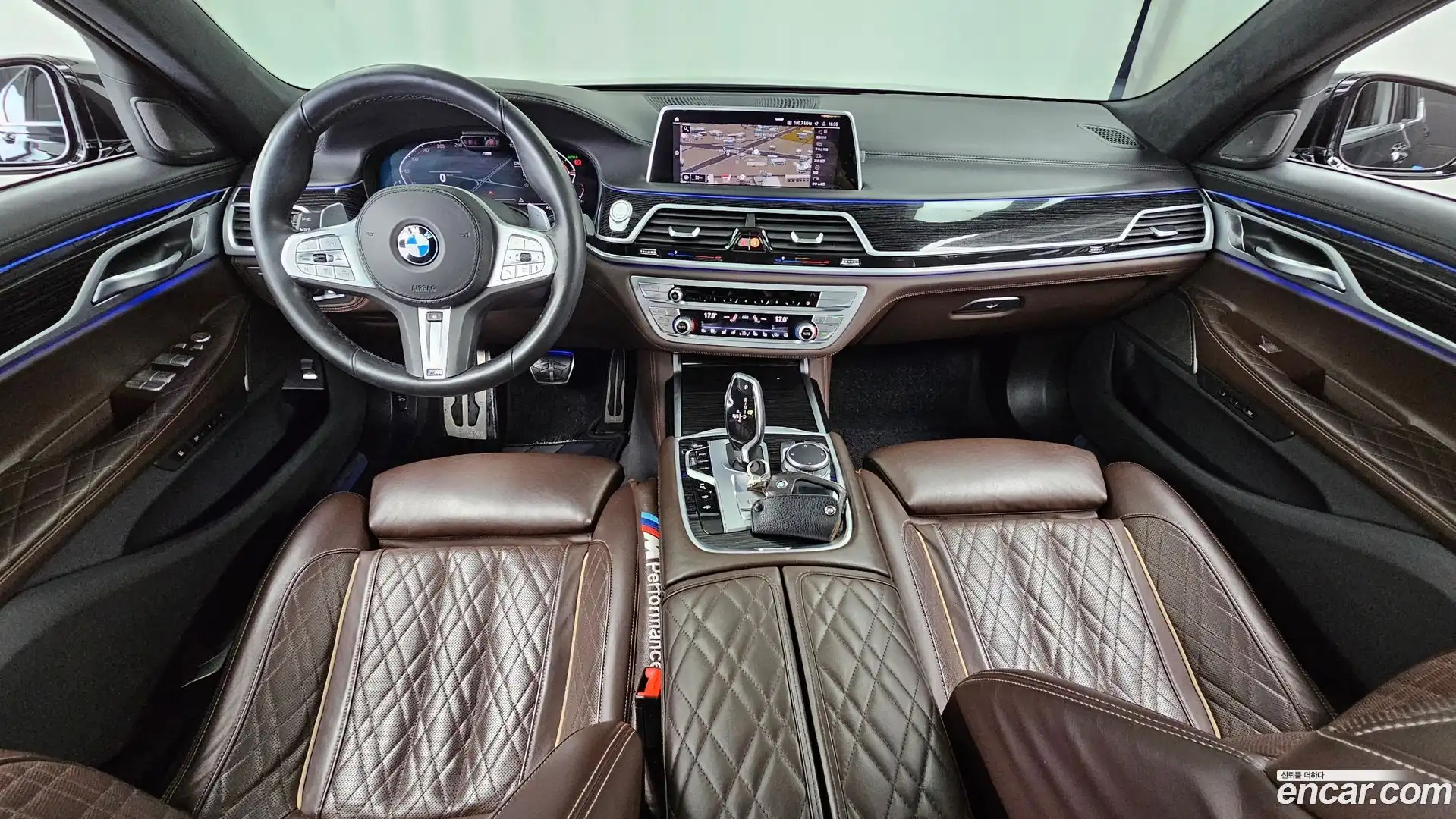 7-Series BMW 2021.0-INNER-007