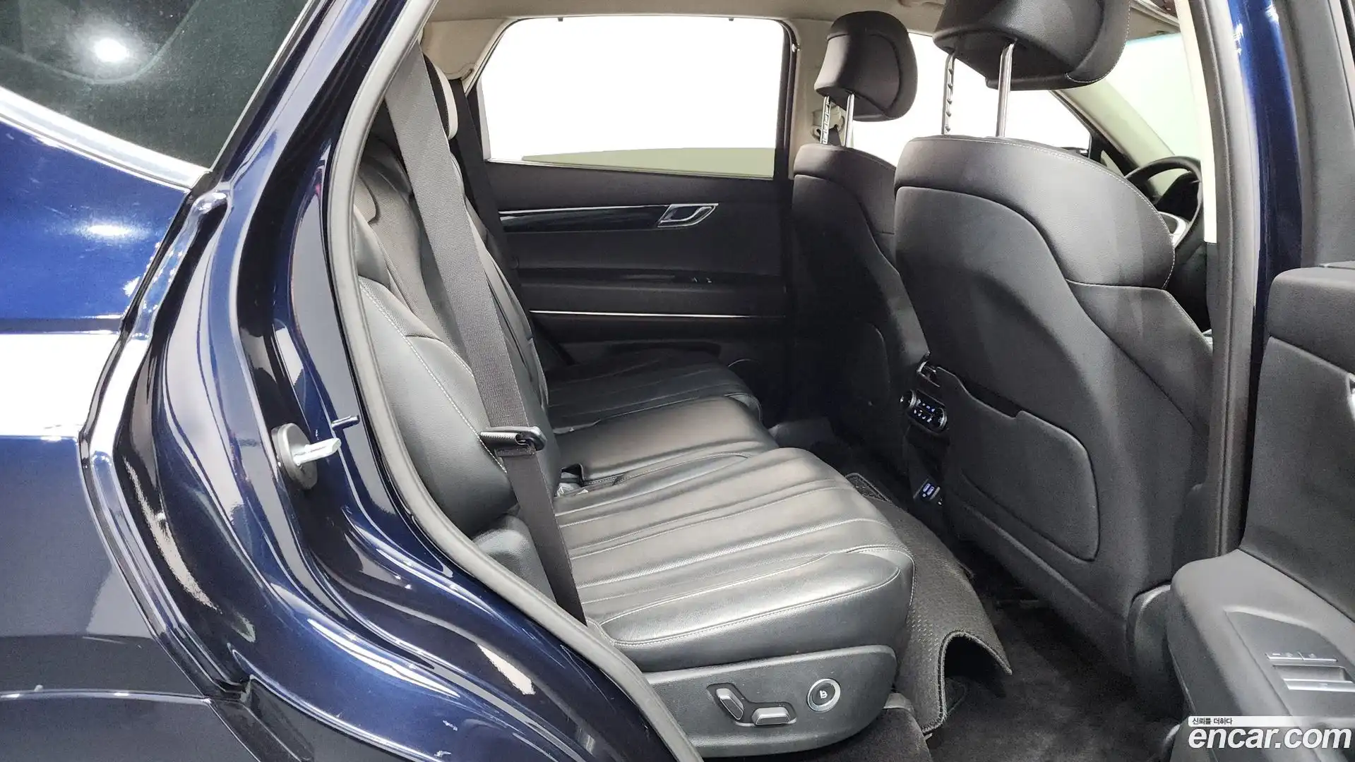 GV80 Genesis 2023.2-OPTION-015