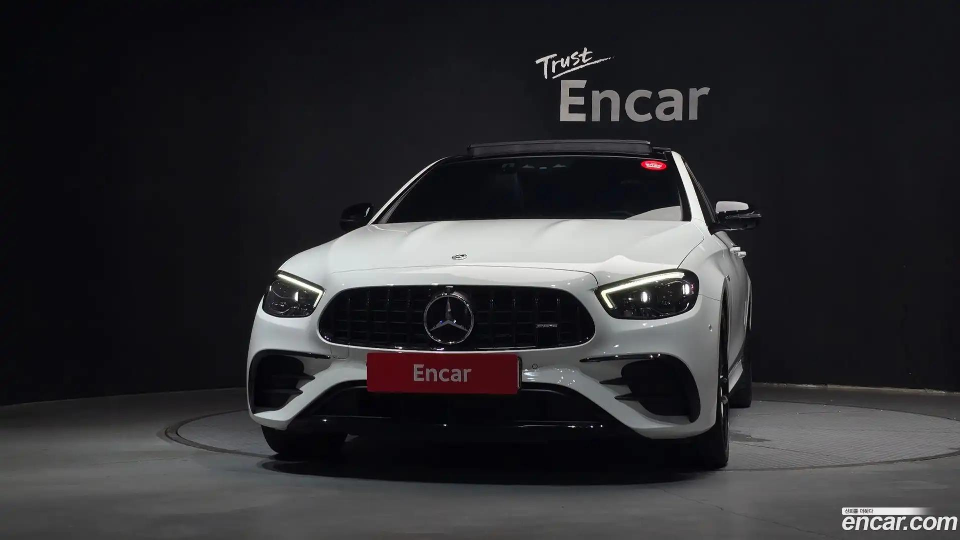 E-Class Mercedes-Benz 2022.11-OUTER-003