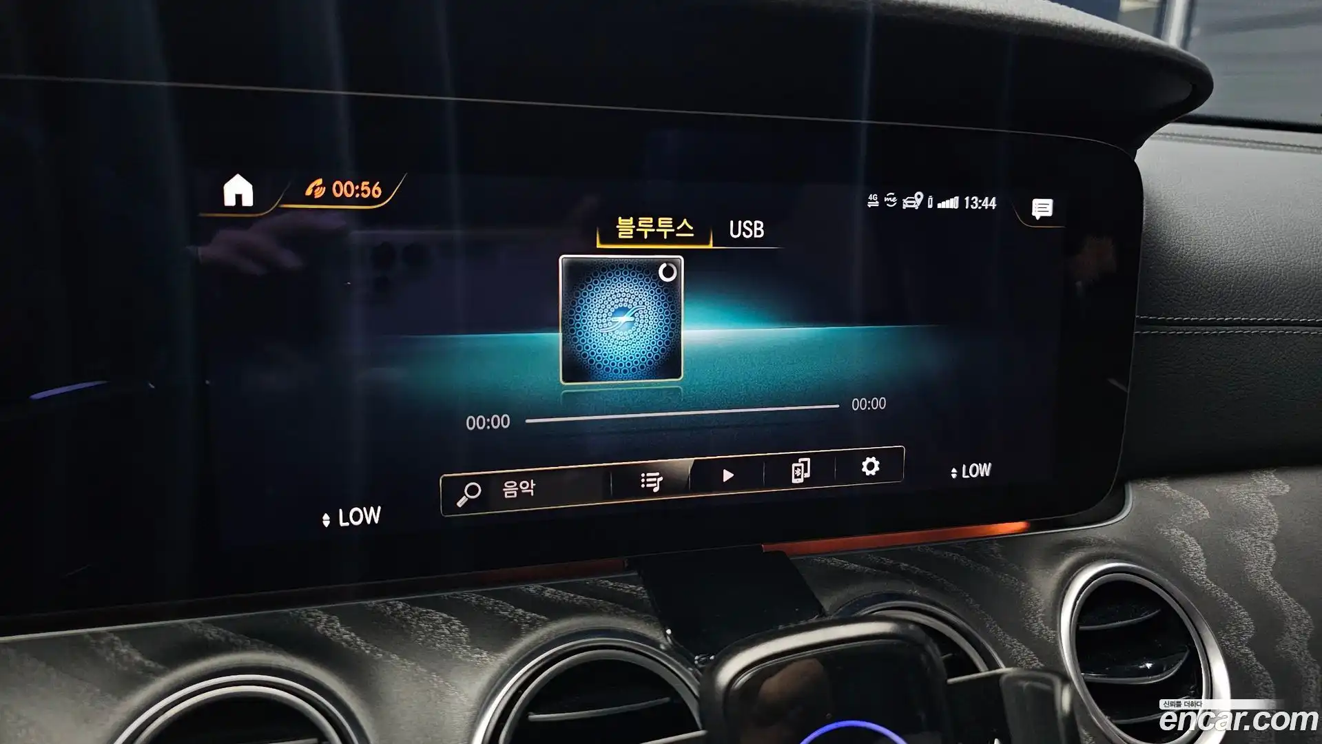 E-Class Mercedes-Benz 2022.11-OPTION-021