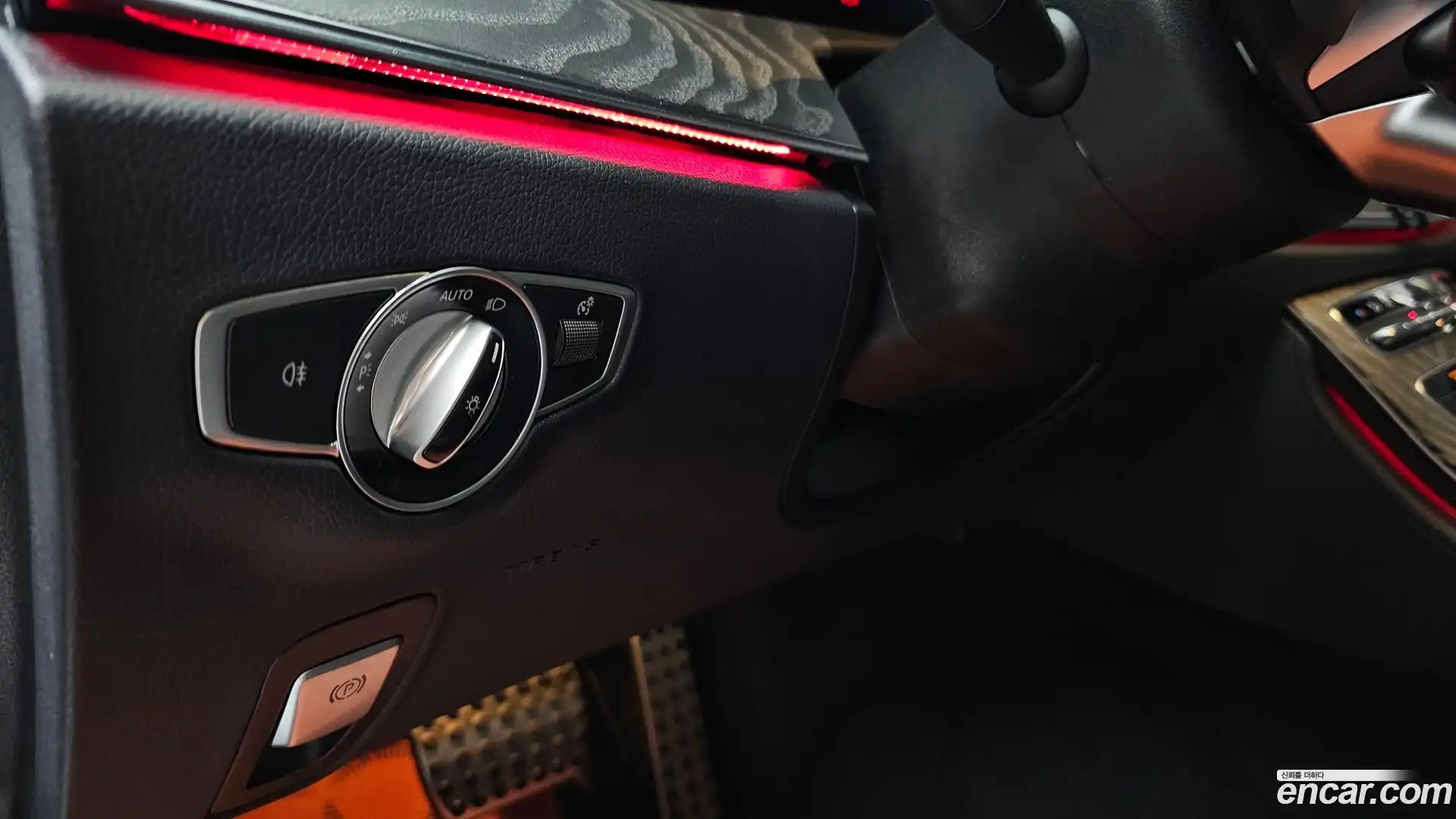 E-Class Mercedes-Benz 2022.11-OPTION-041