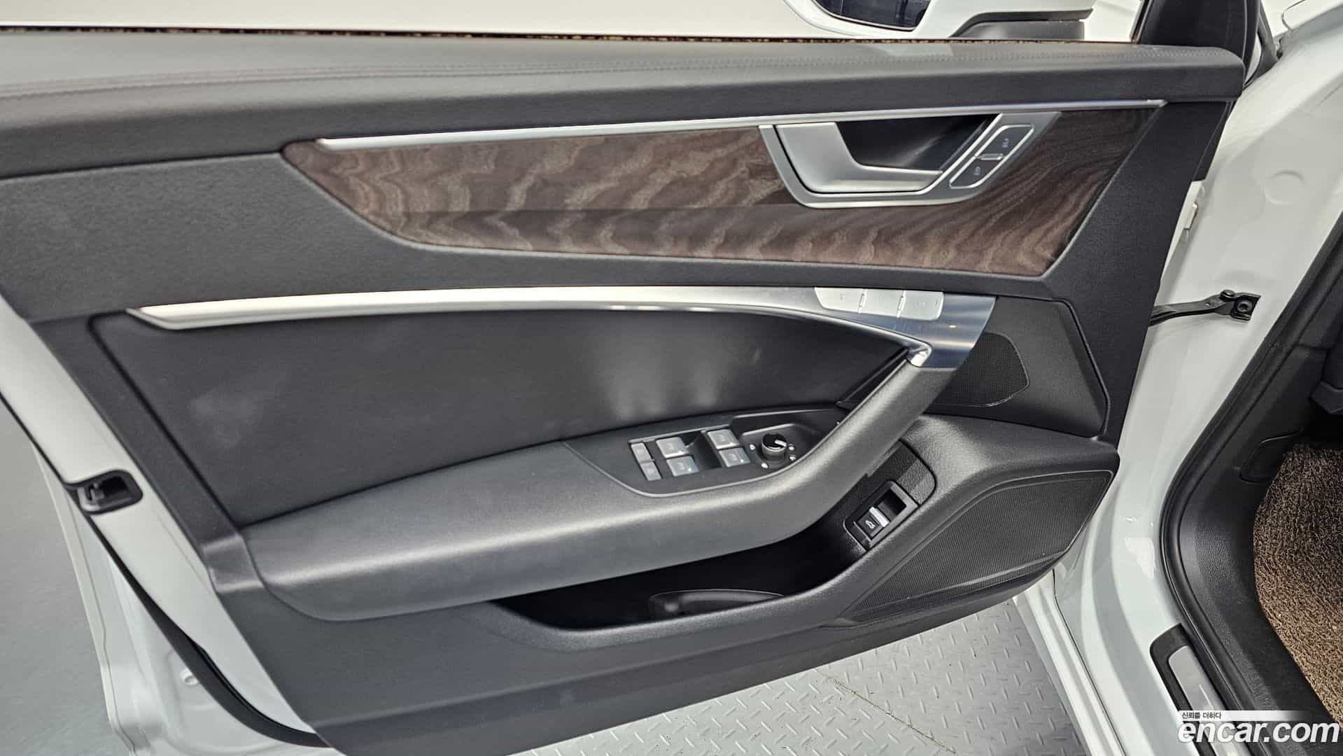 A6 Audi 2022.2-INNER-034