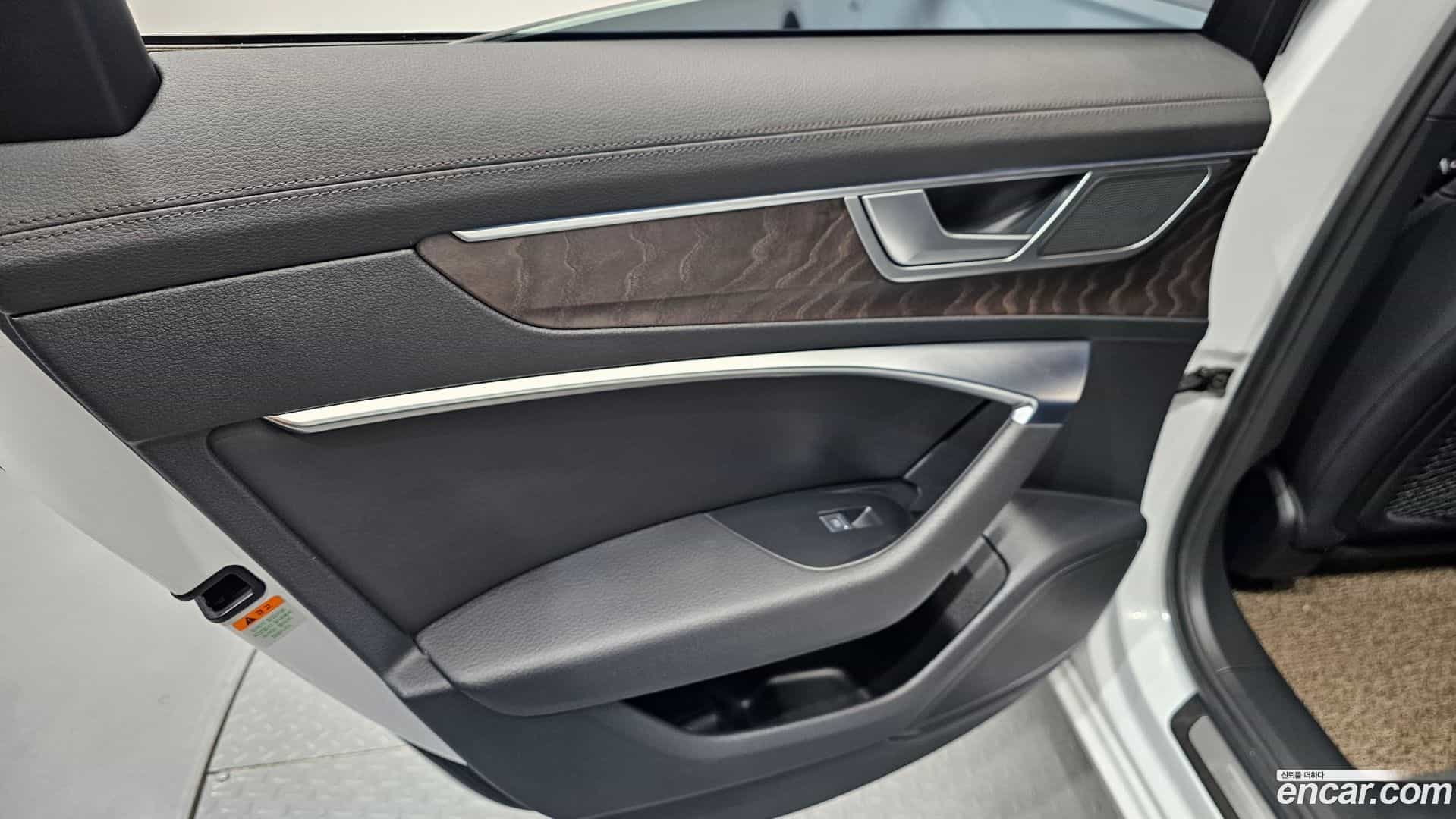 A6 Audi 2022.2-INNER-035