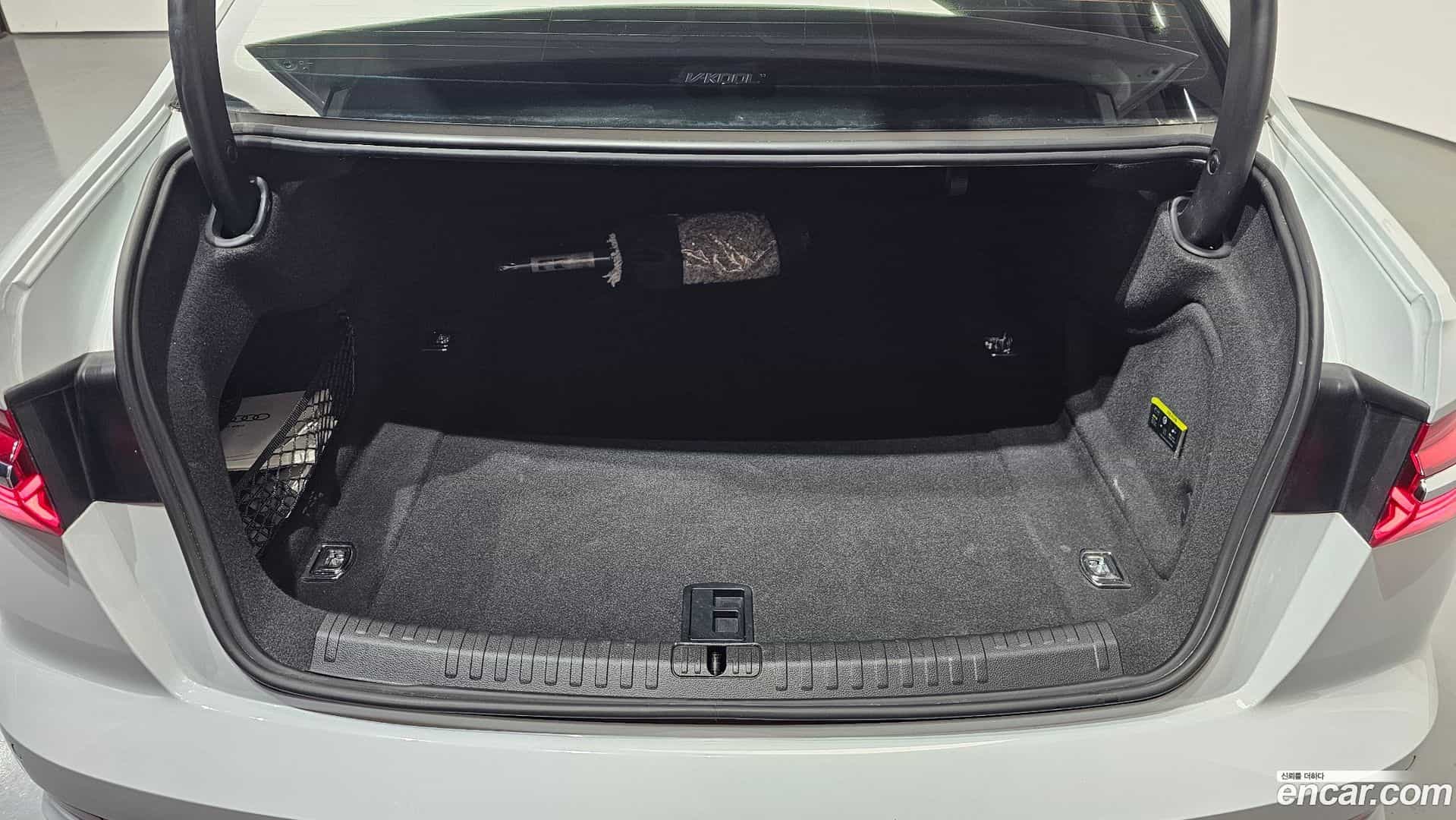 A6 Audi 2022.2-OPTION-042