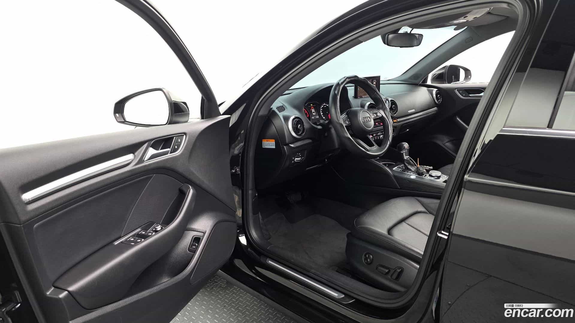 A3 Audi 2018.8-INNER-010