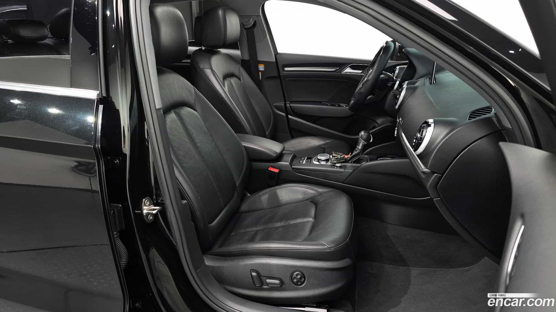 A3 Audi 2018.8-OPTION-015