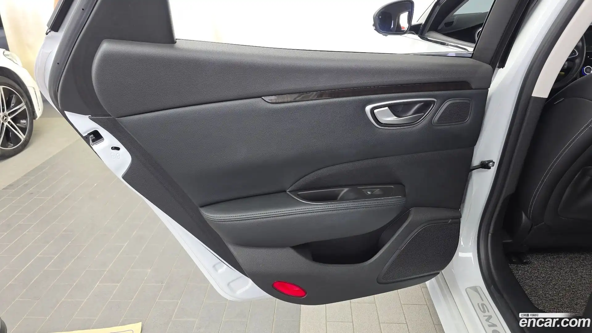 SM6 Renault Korea 2019.3-INNER-035