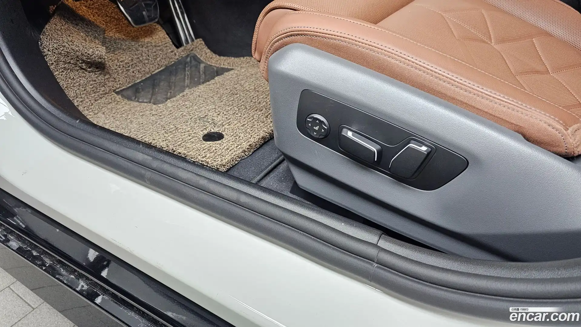 5-Series BMW 2025.8-OPTION-044