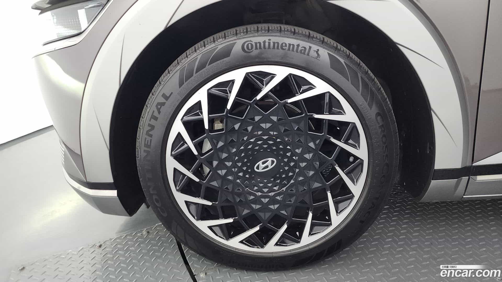 Ioniq5 Hyundai 2021.4-OUTER-005