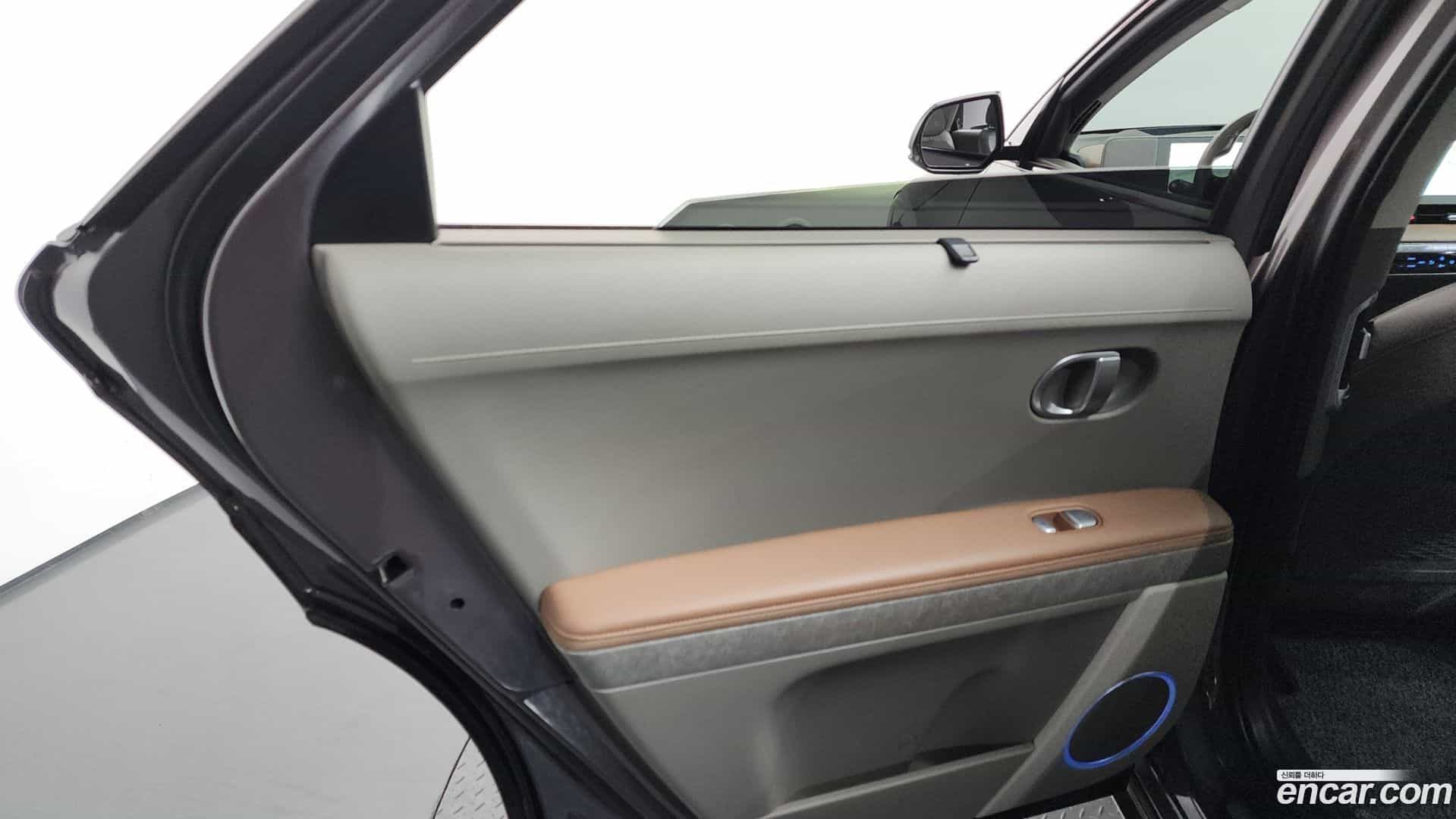 Ioniq5 Hyundai 2021.4-INNER-035