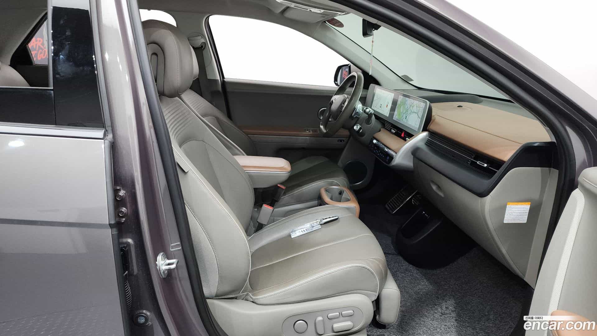 Ioniq5 Hyundai 2021.4-INNER-036