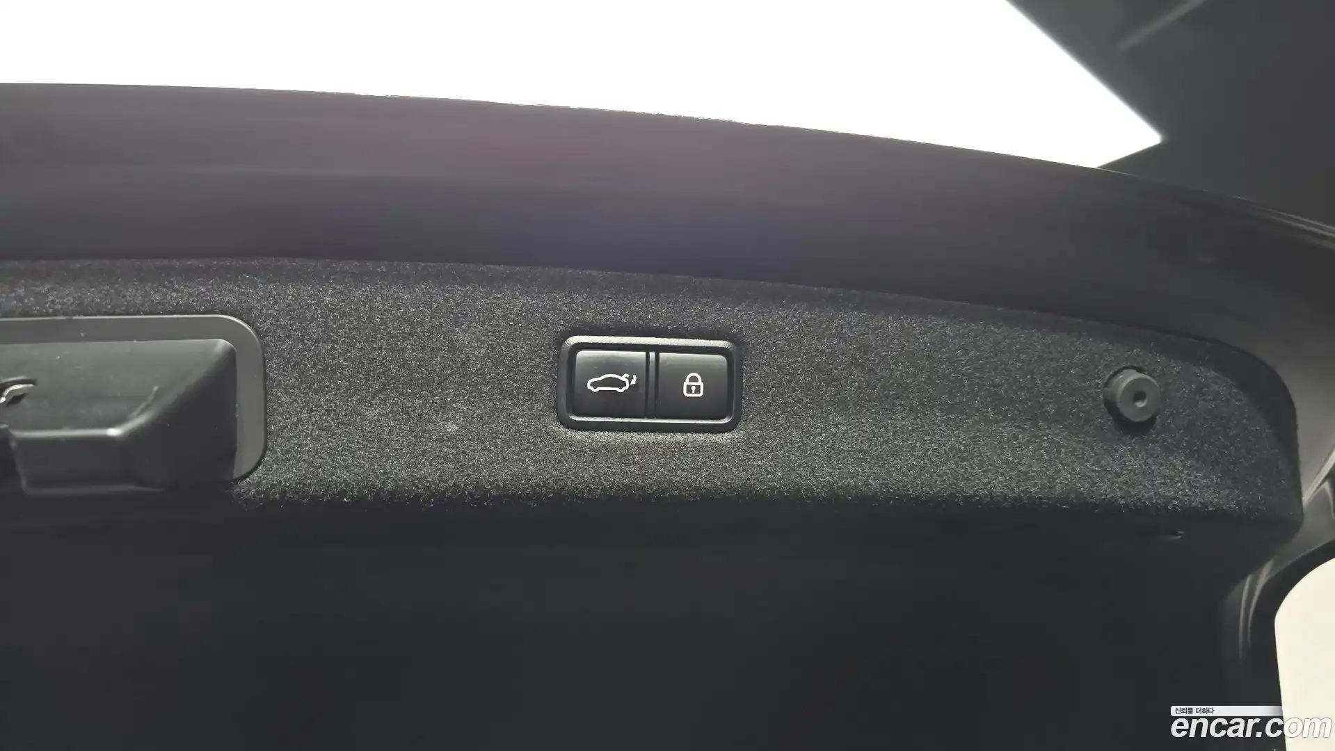 EQ900 Genesis 2016.2-OPTION-024