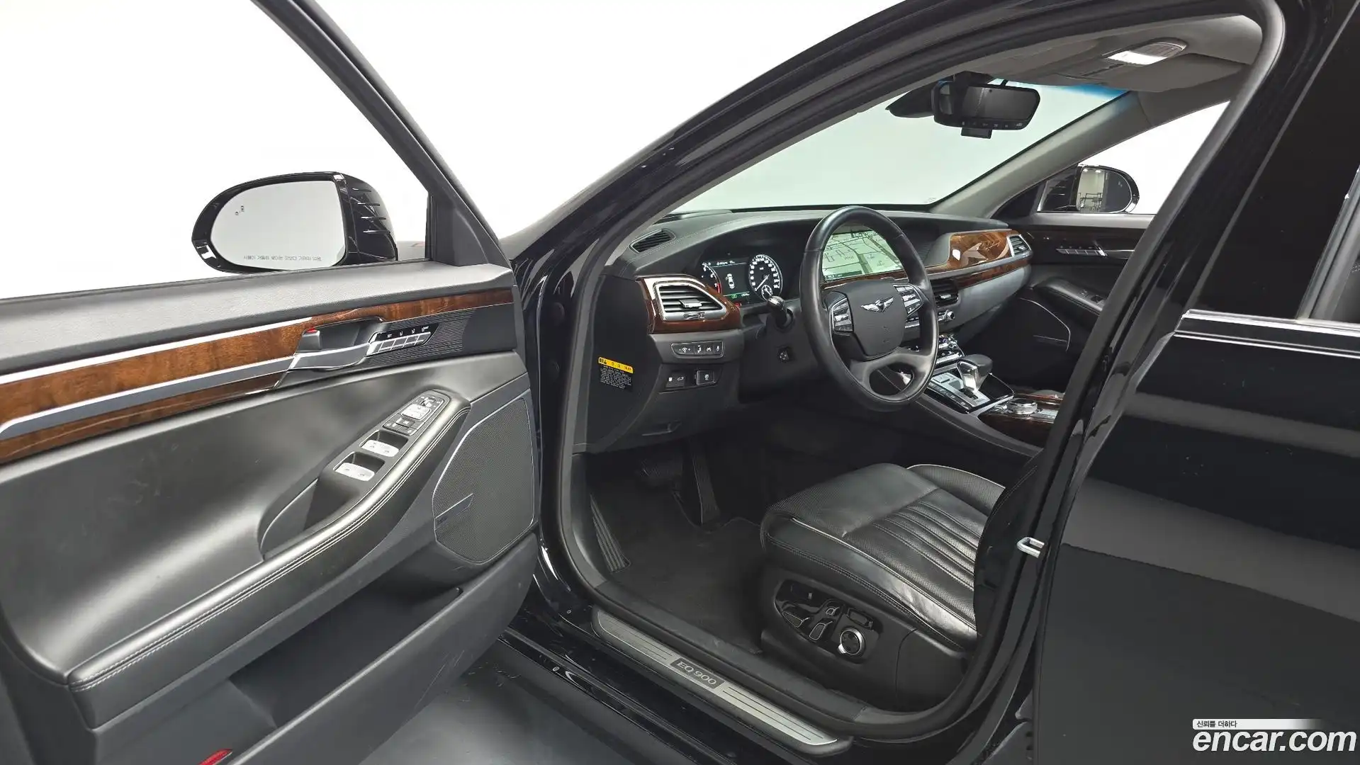 EQ900 Genesis 2016.5-INNER-010