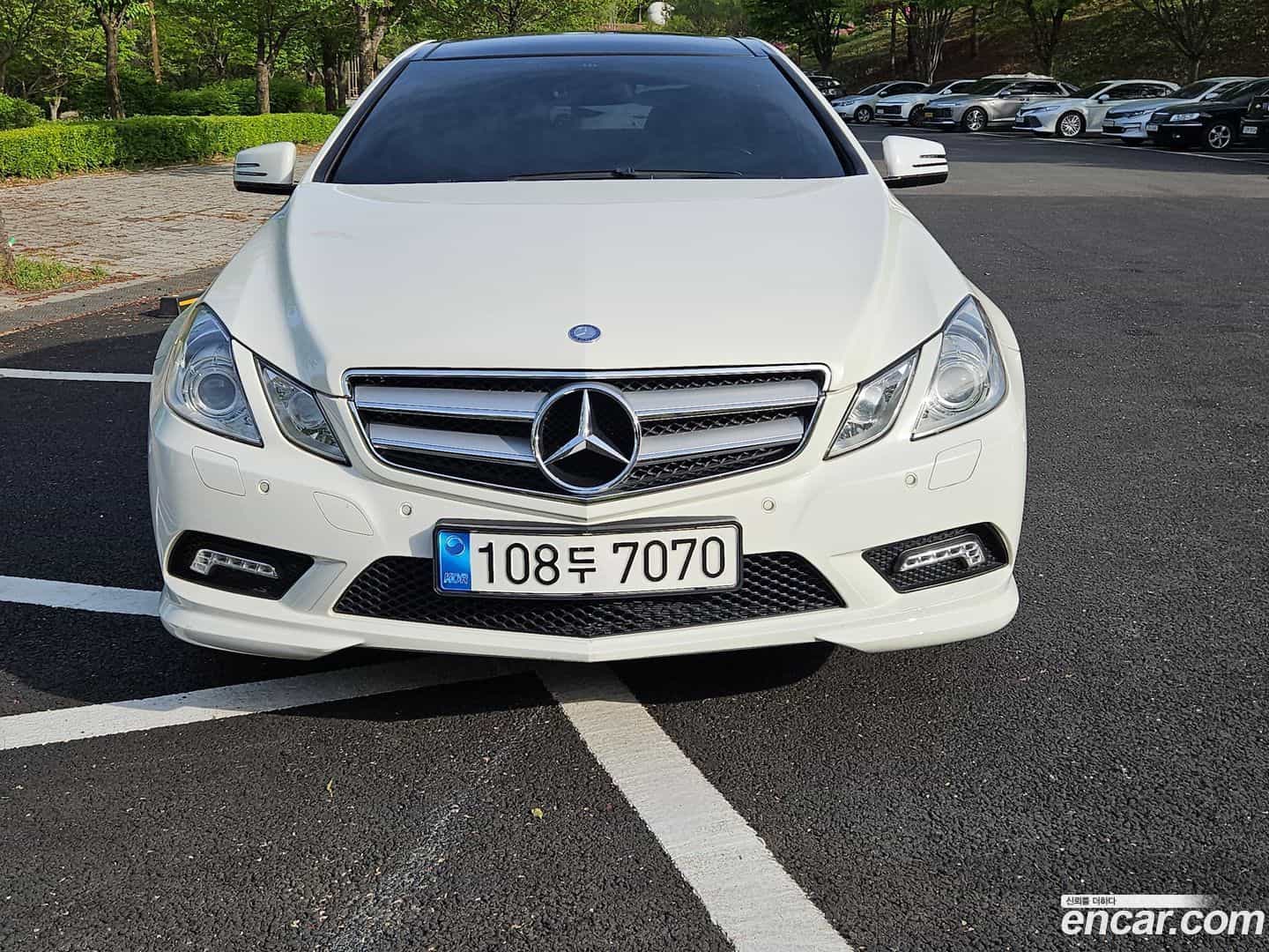 E-Class Mercedes-Benz 2011.7-OUTER-001