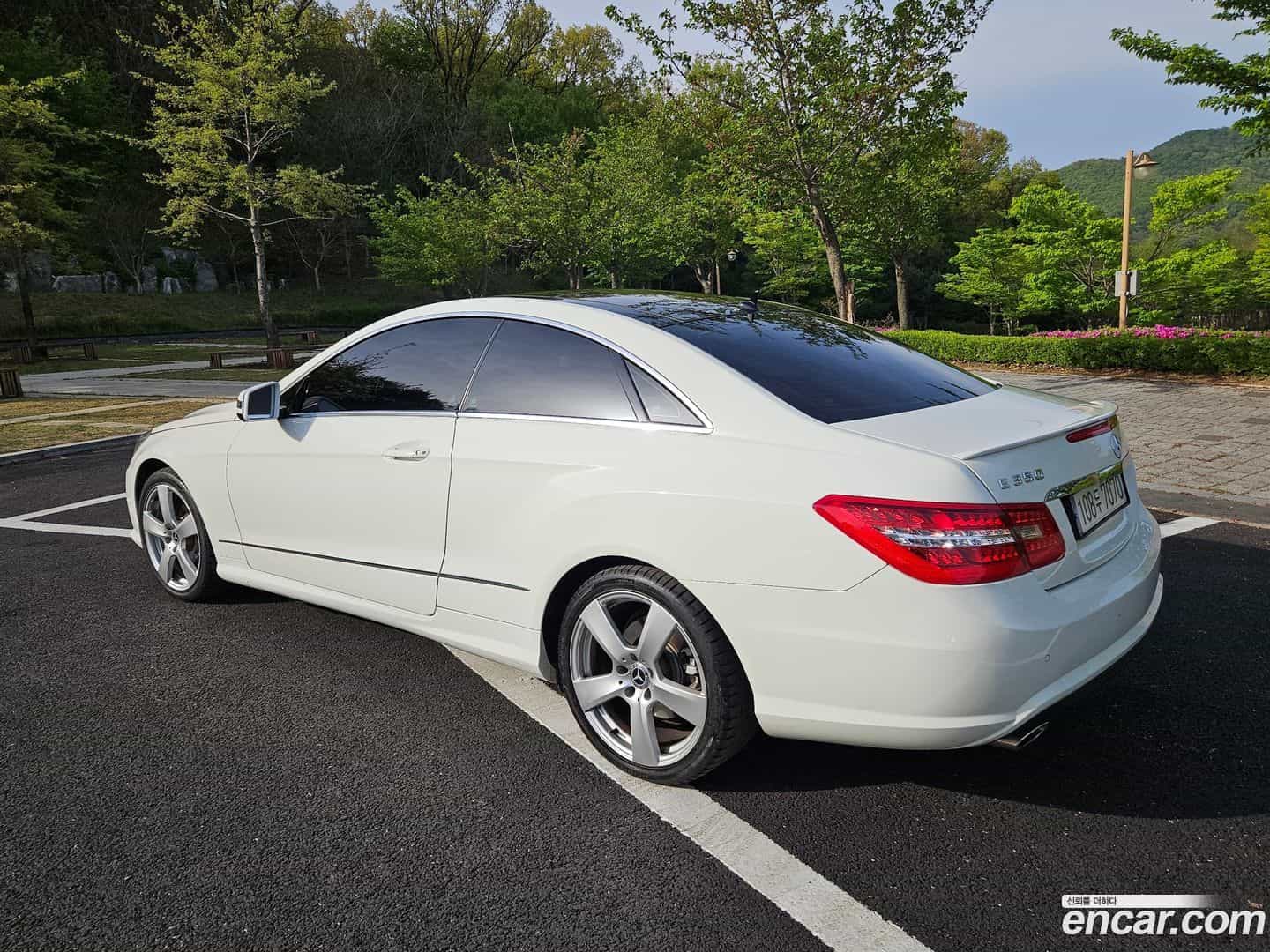 E-Class Mercedes-Benz 2011.7-OUTER-004