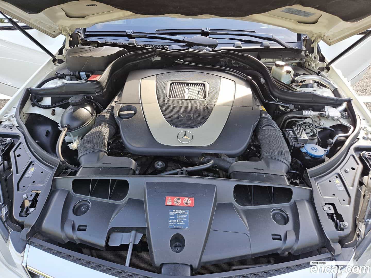E-Class Mercedes-Benz 2011.7-INNER-007