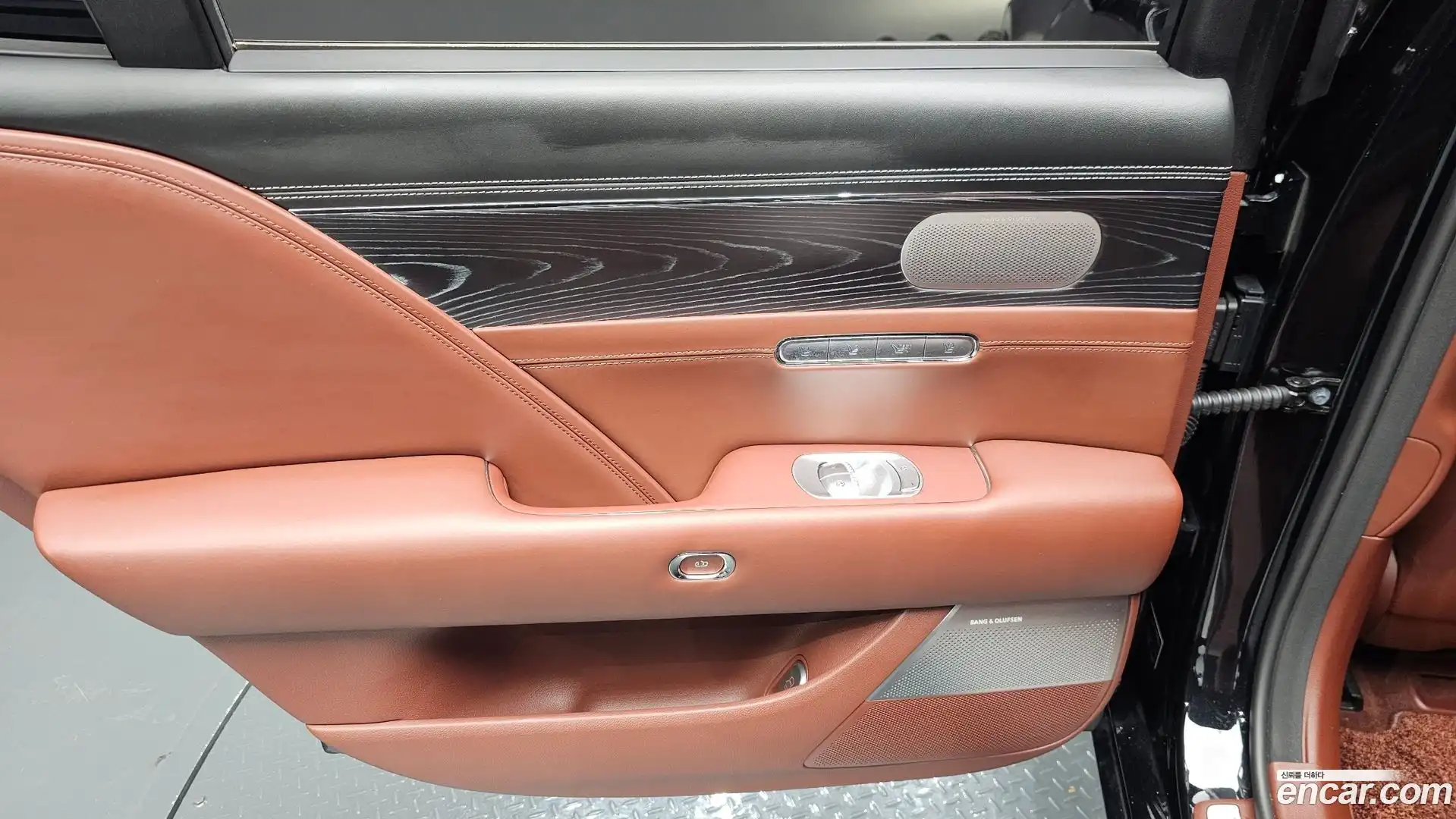 G90 Genesis 2023.5-INNER-035