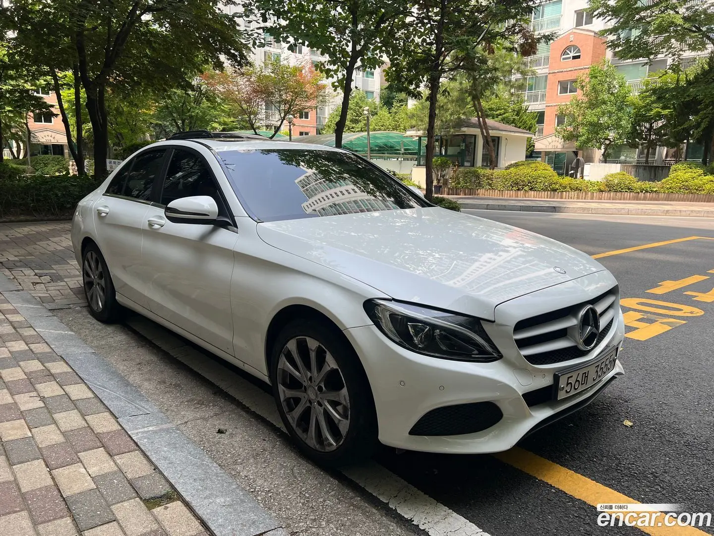 Main__Slider__Photo:C-Class Mercedes-Benz 2017.2-0