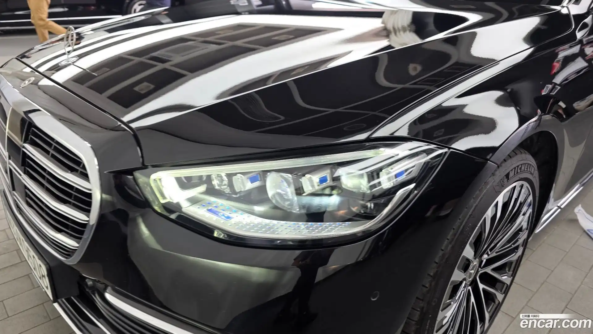 S-Class Mercedes-Benz 2023.6-OUTER-032
