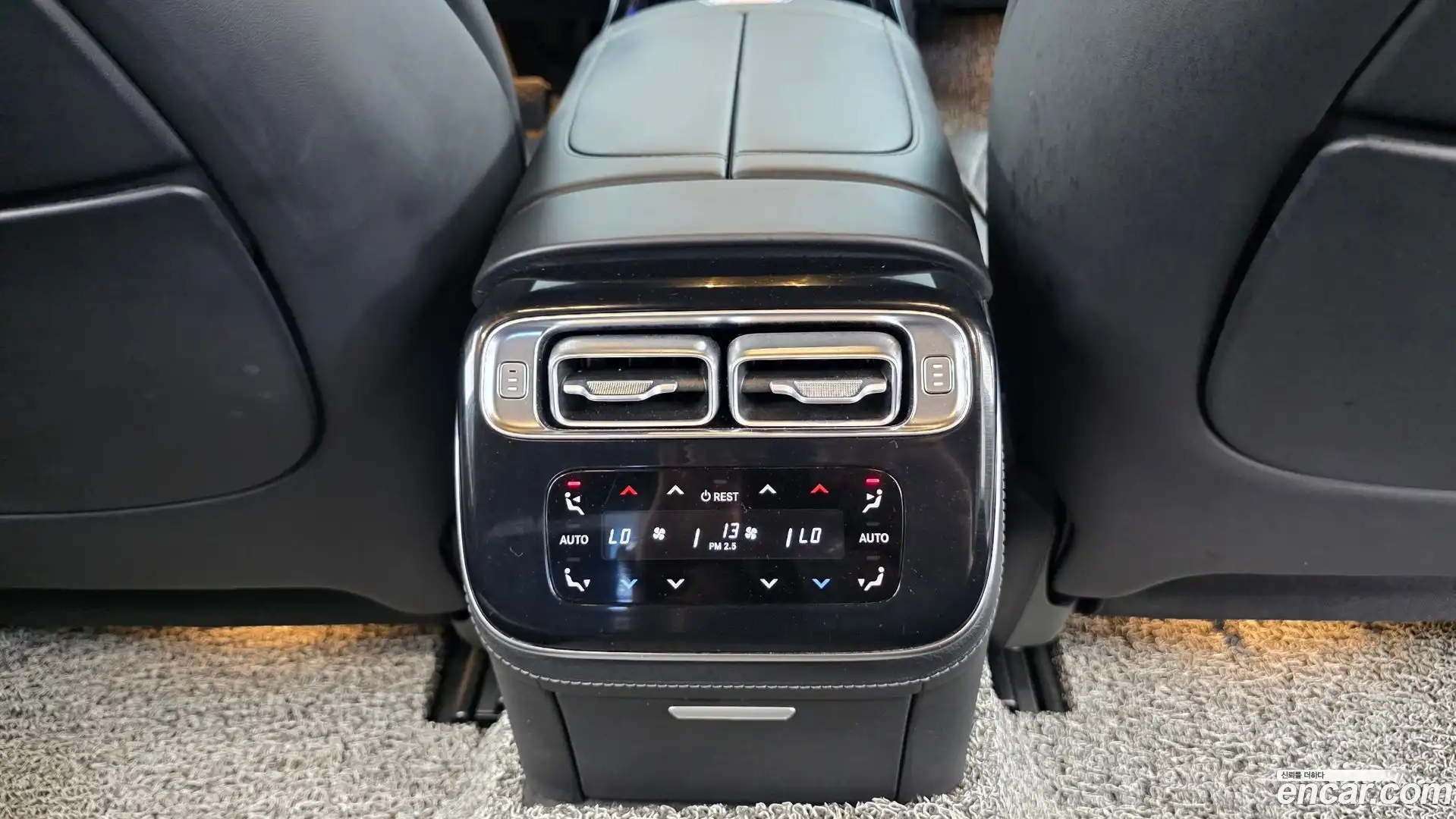 S-Class Mercedes-Benz 2023.6-OPTION-044
