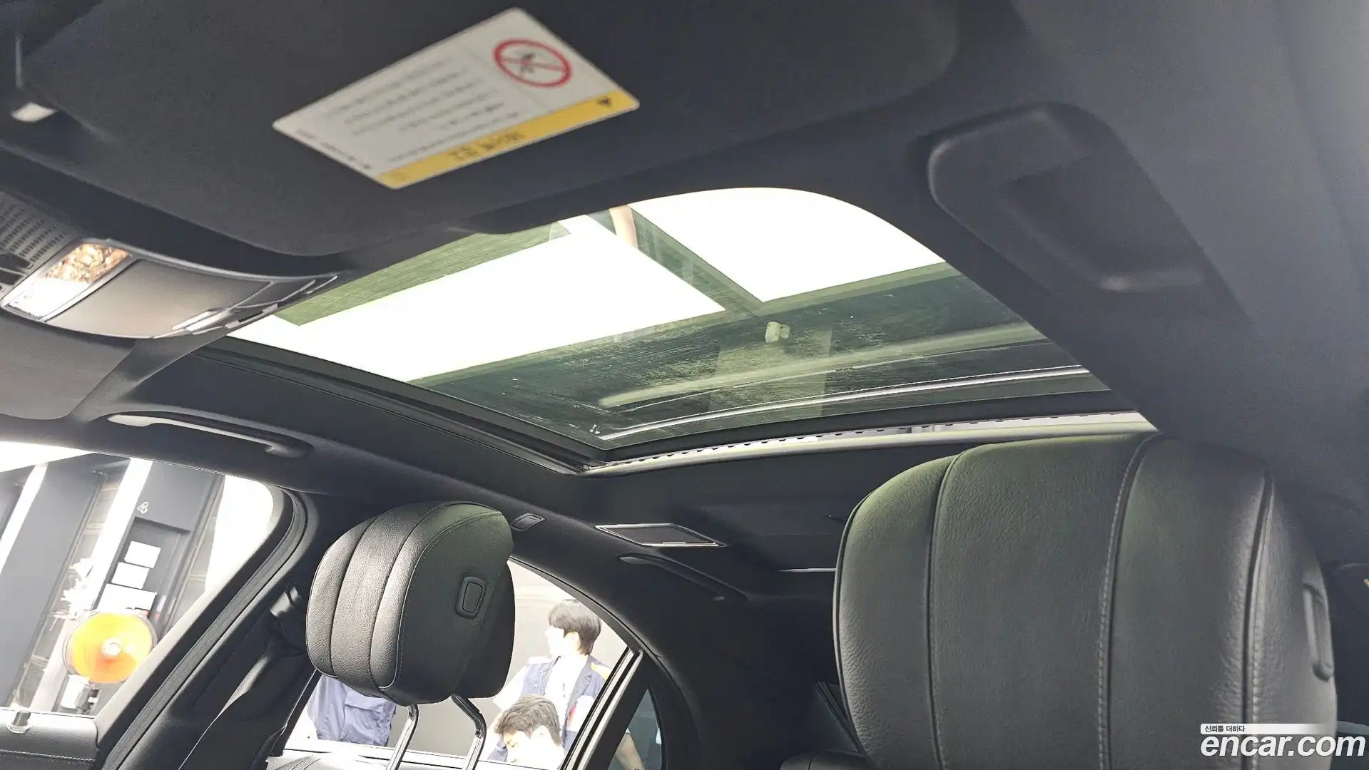 S-Class Mercedes-Benz 2015.9-OPTION-022