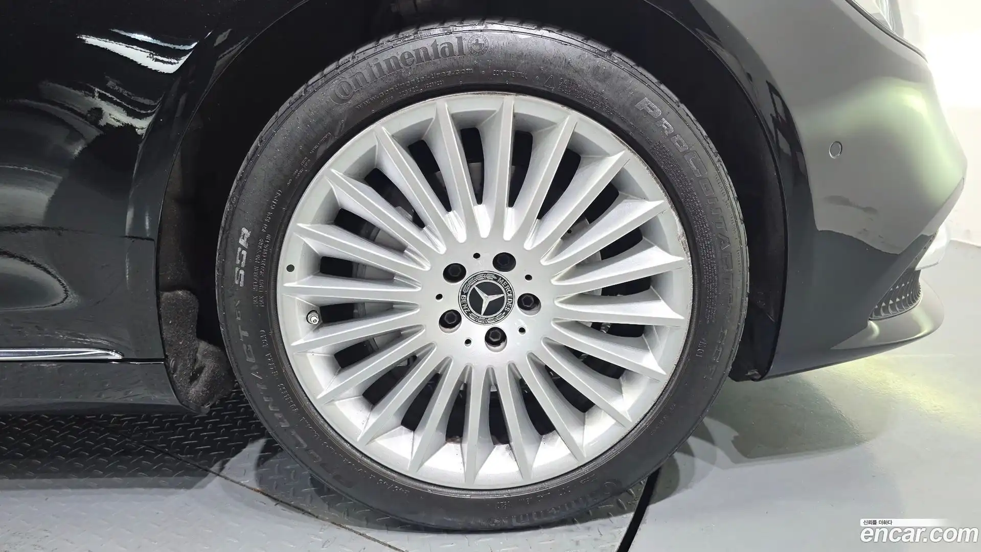 S-Class Mercedes-Benz 2019.1-OUTER-031