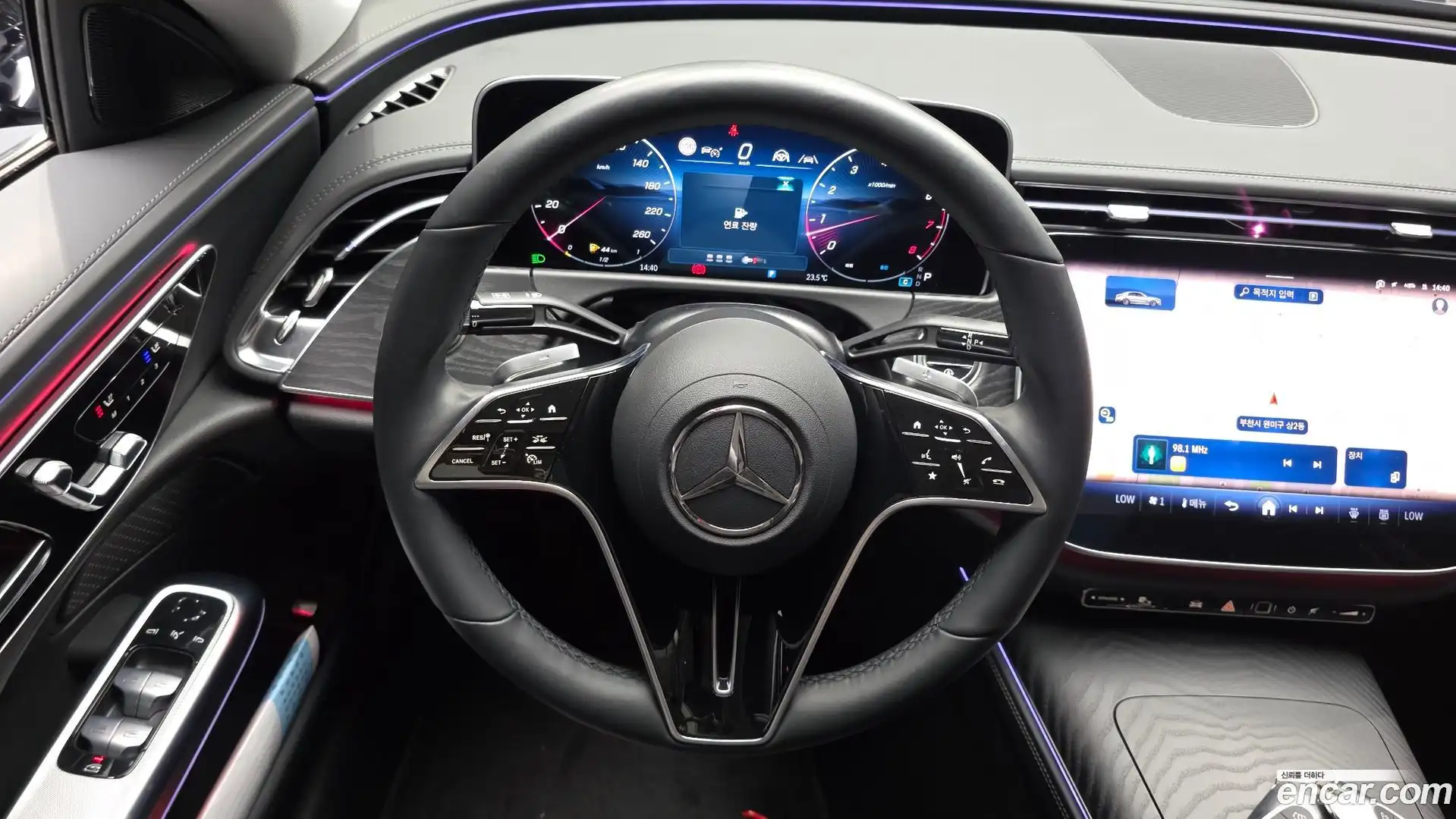 E-Class Mercedes-Benz 2025.8-OPTION-017