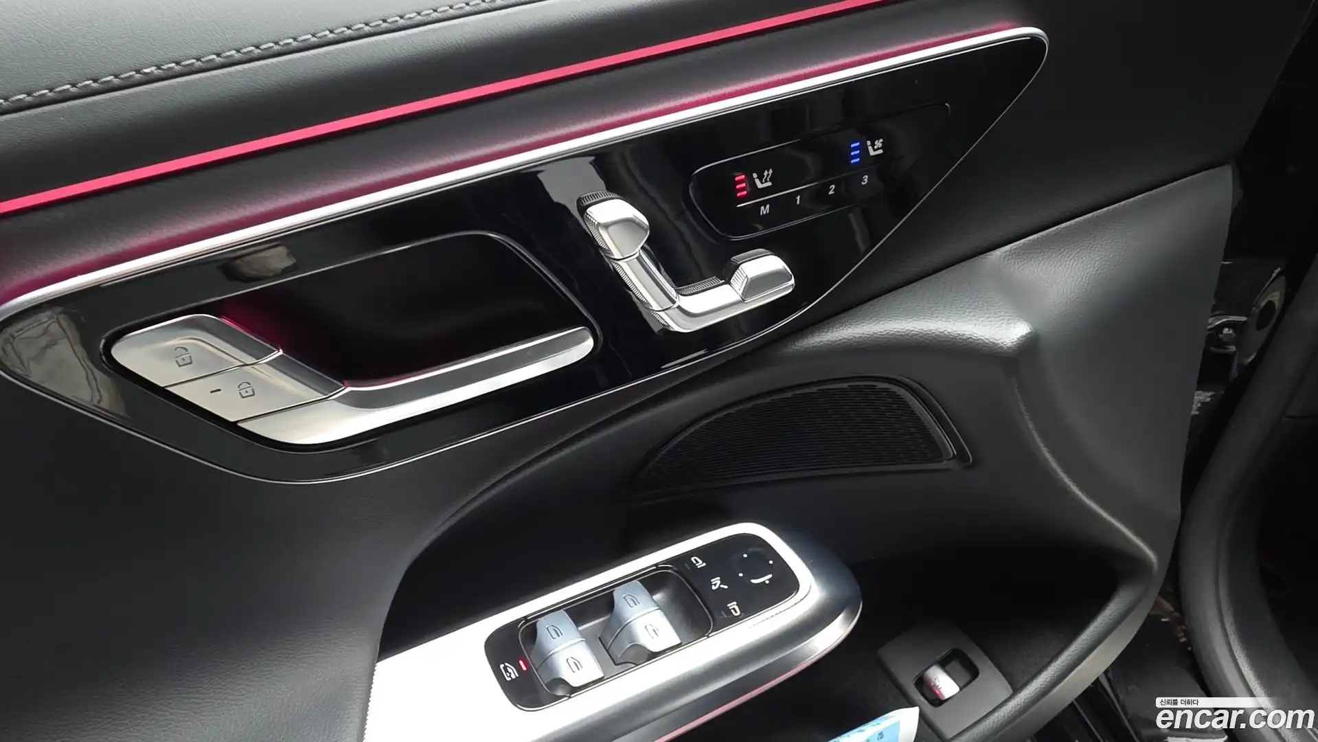 E-Class Mercedes-Benz 2025.8-OPTION-047