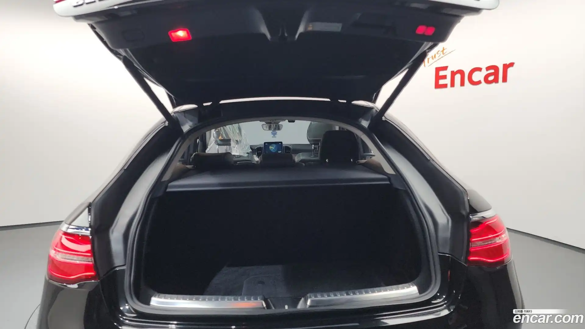 GLE-Class Mercedes-Benz 2018.4-OPTION-022