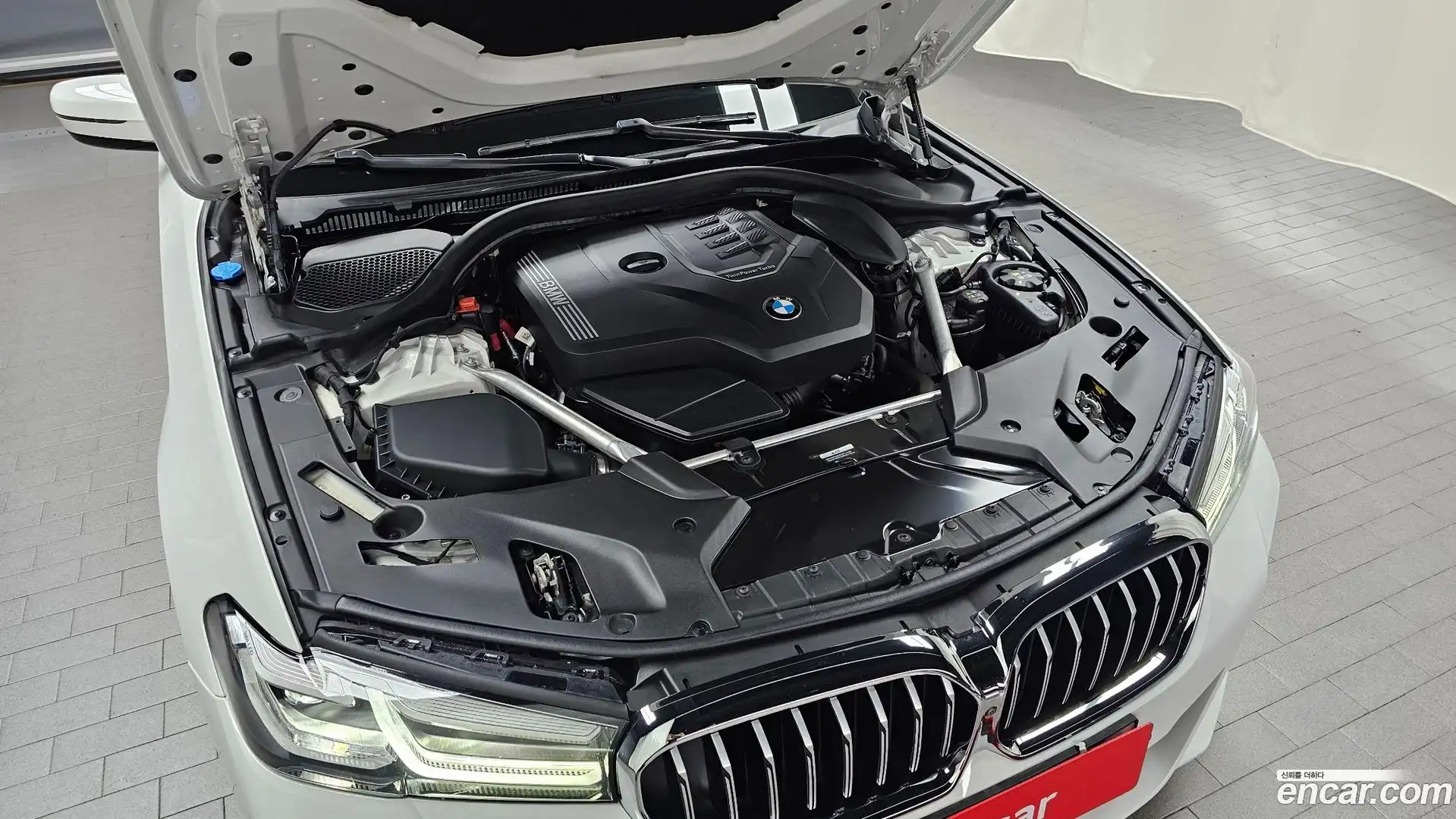 5-Series BMW 2023.2-OUTER-006