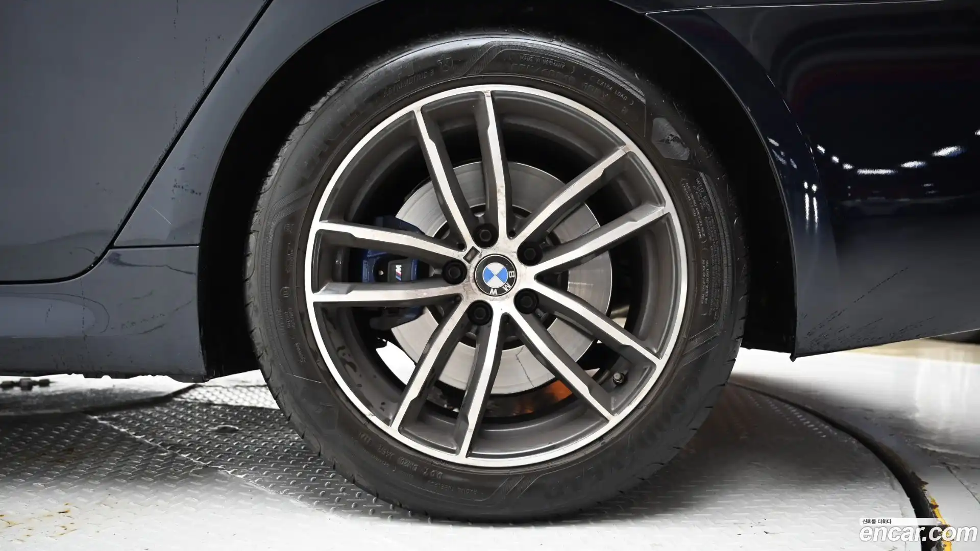 5-Series BMW 2023.7-OUTER-005