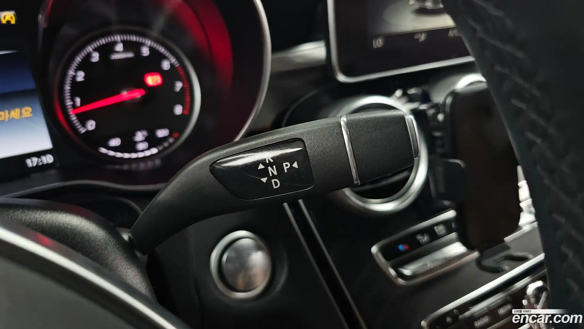 C-Class Mercedes-Benz 2018.5-INNER-009