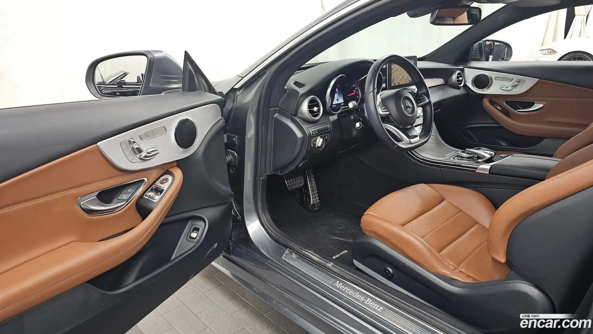C-Class Mercedes-Benz 2018.5-INNER-010