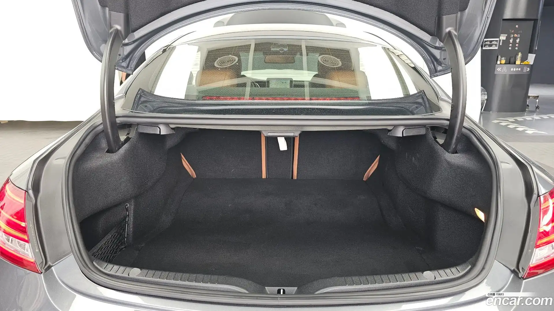 C-Class Mercedes-Benz 2018.5-OPTION-024