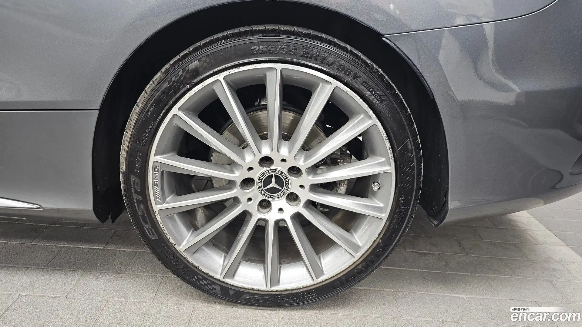 C-Class Mercedes-Benz 2018.5-OUTER-031
