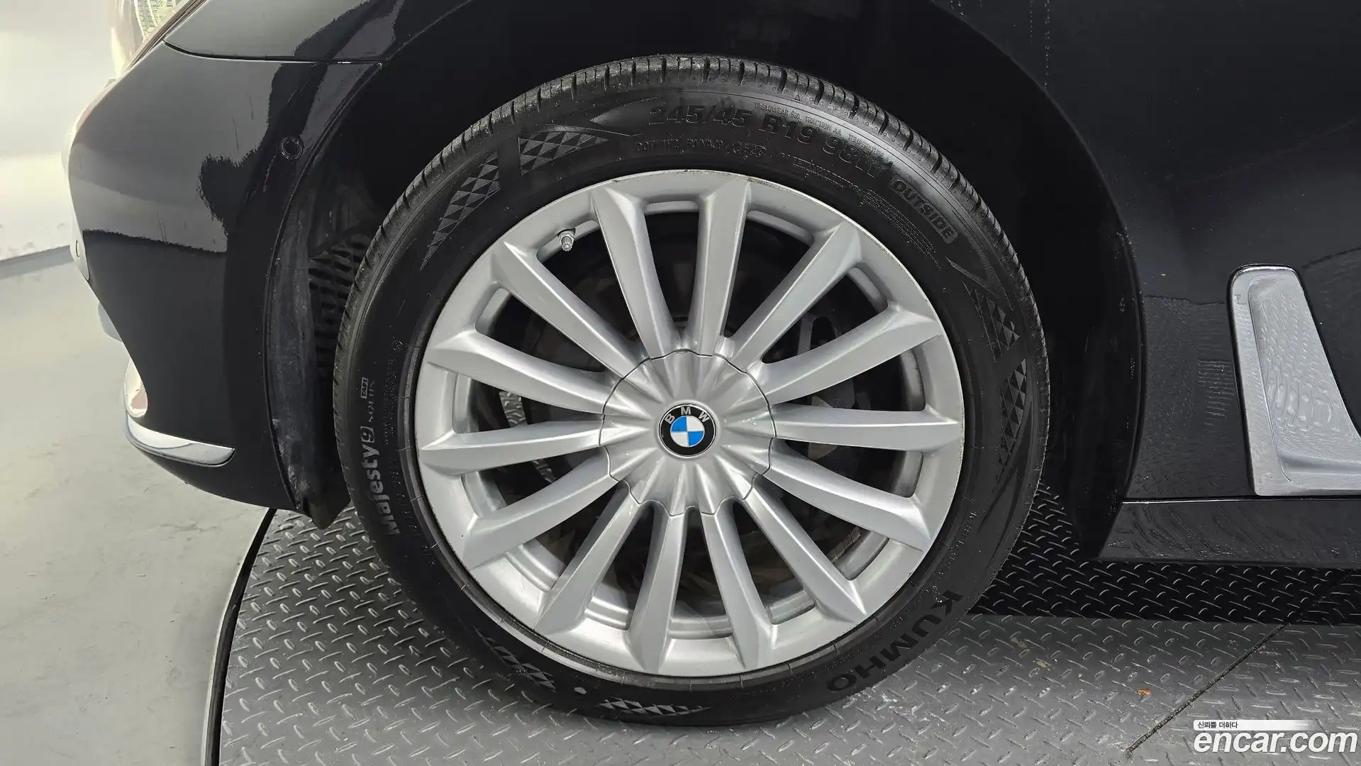 7-Series BMW 2016.10-OUTER-005